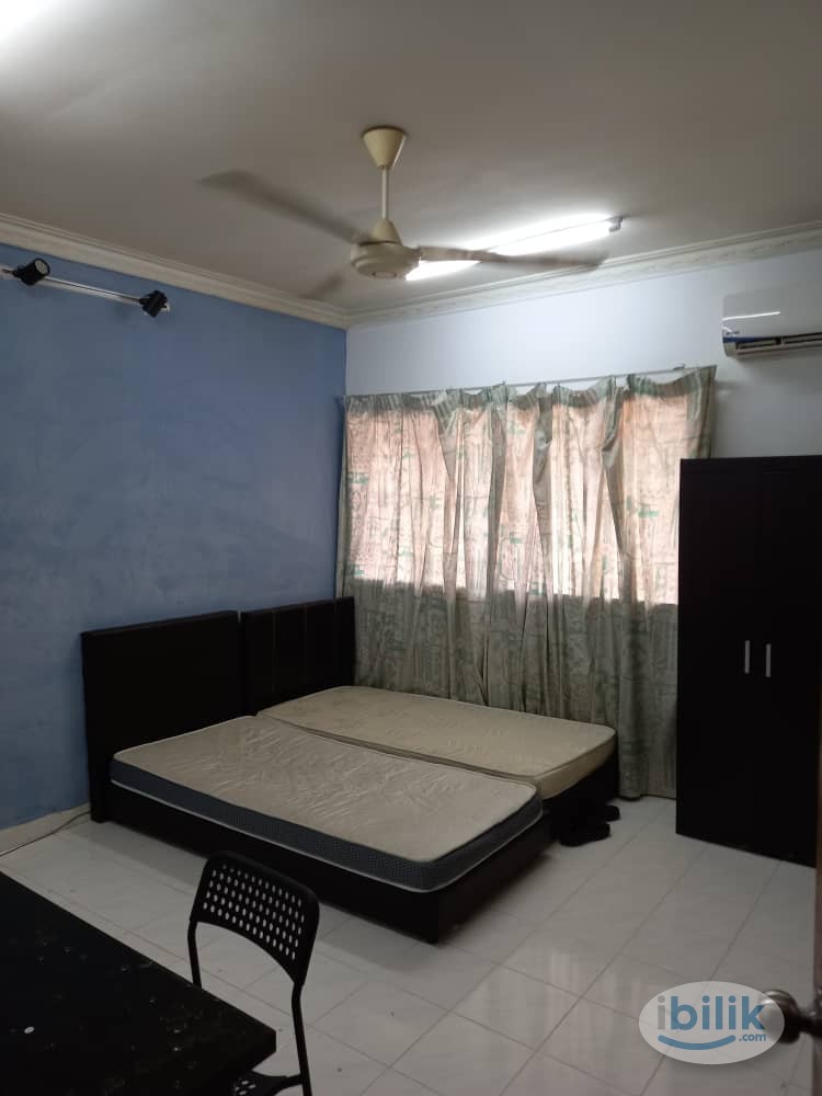KL Taman Connaught Mixed Races Male/Couple Big Room for Rent RM620, Free WiFi, near UCSI & MRT Connaught - Image 1