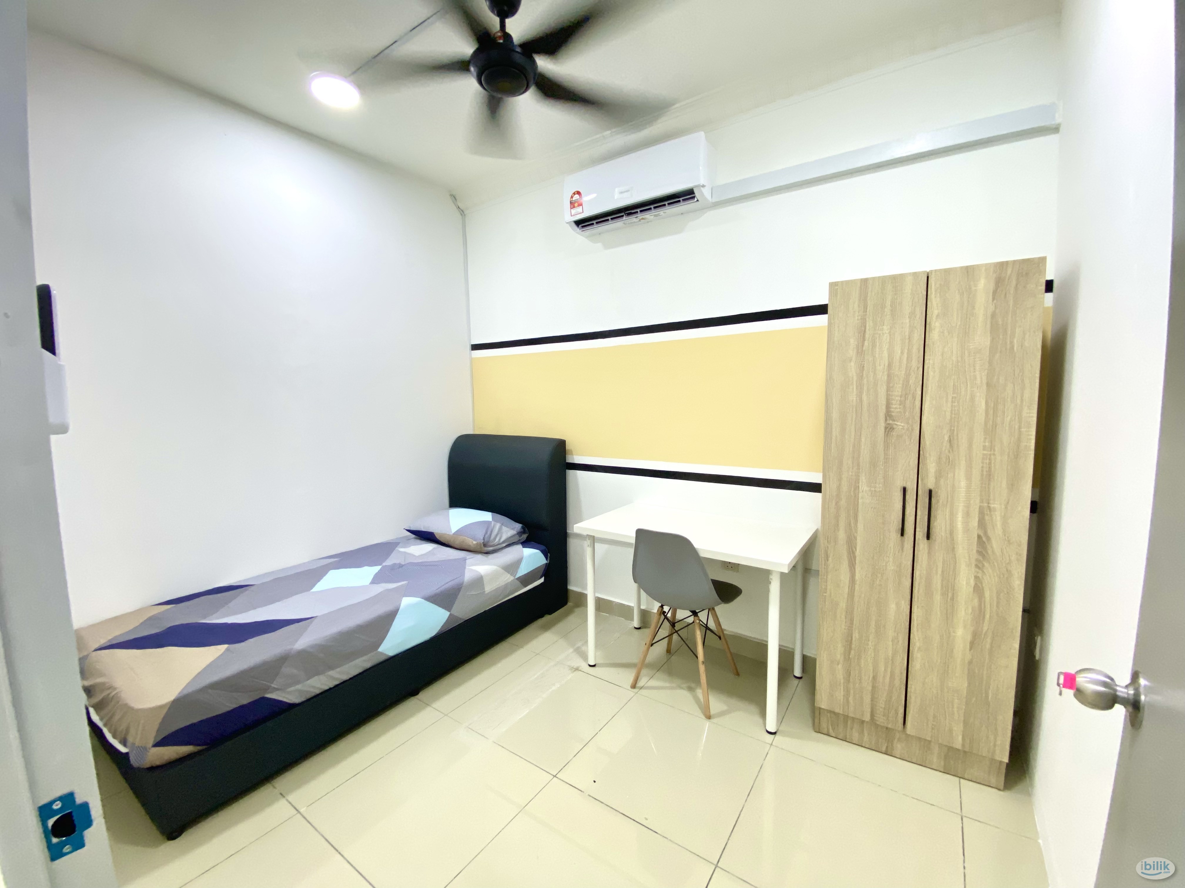 Lelaki Room Next to MRT Station Fully Furnished - Image 1