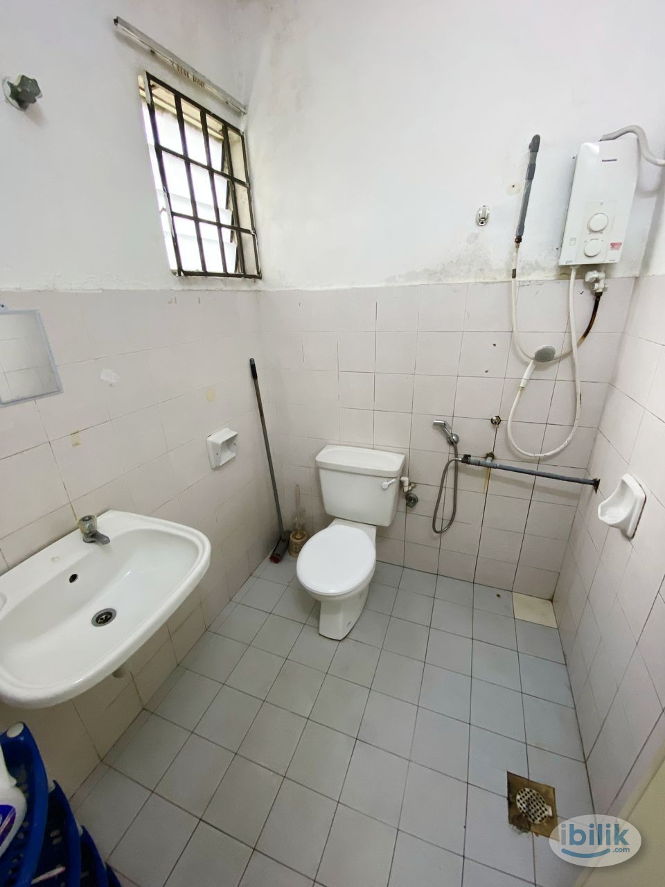 🤩LOW DEPOSIT🤩BANDAR UTAMA AIRCOND SINGLE ROOM FOR RENT VERY NEAR TO BANDAR UTAMA MRT 🚆WALKING DISTANCE ONLY 10MIN 🚶‍➡️🚶‍ - Image 5