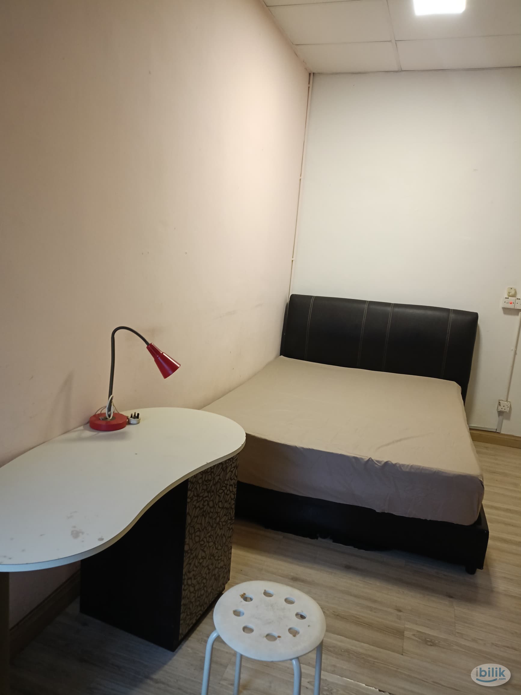 10 MIN WALK TO PAVILION🚶💨✨. PRIVATE BATHROOM✅ 0 DEPOSIT✅ WINDOW✅ - Image 2