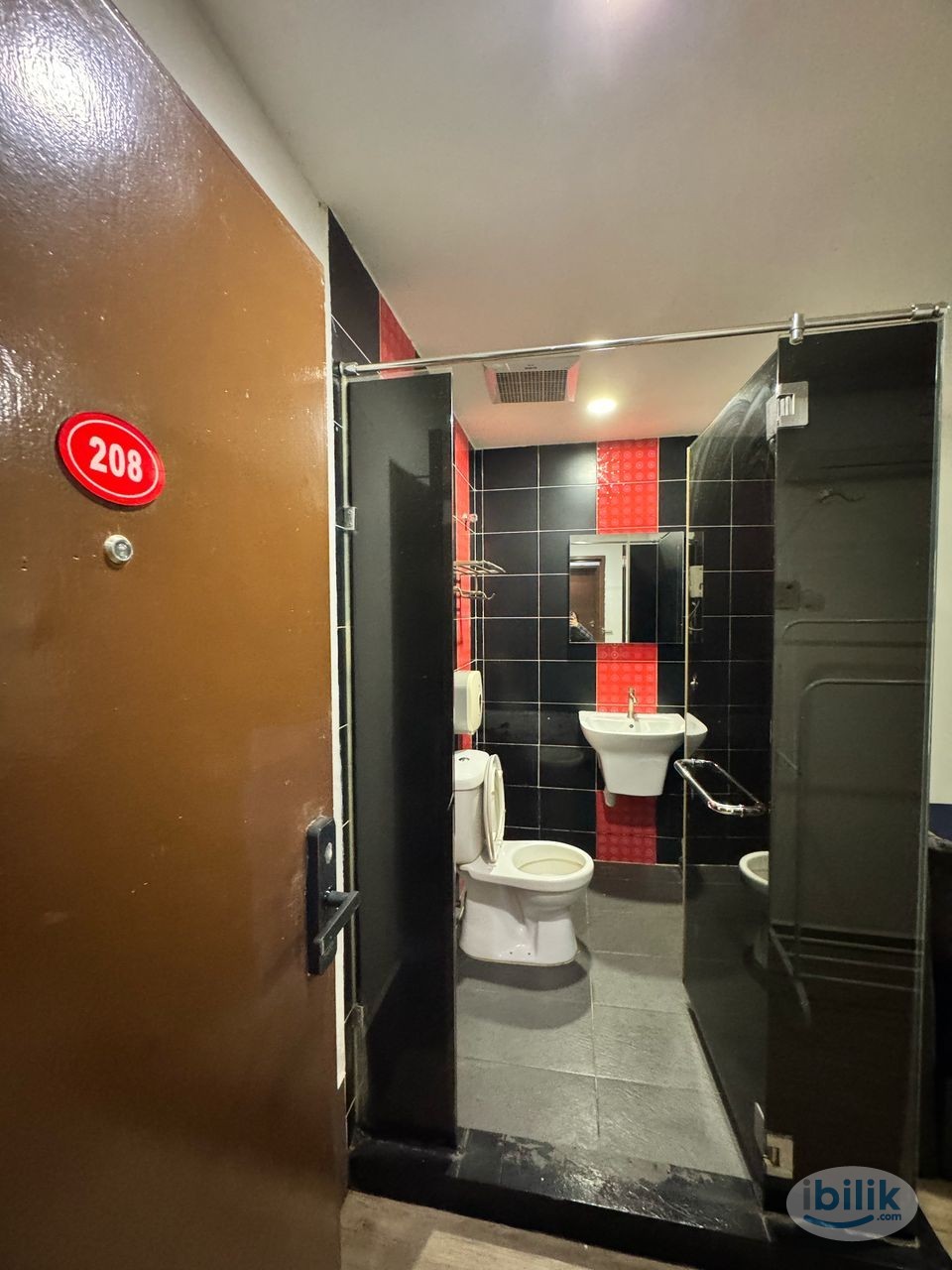 Single Room at Kelana Jaya, Petaling Jaya - Image 2
