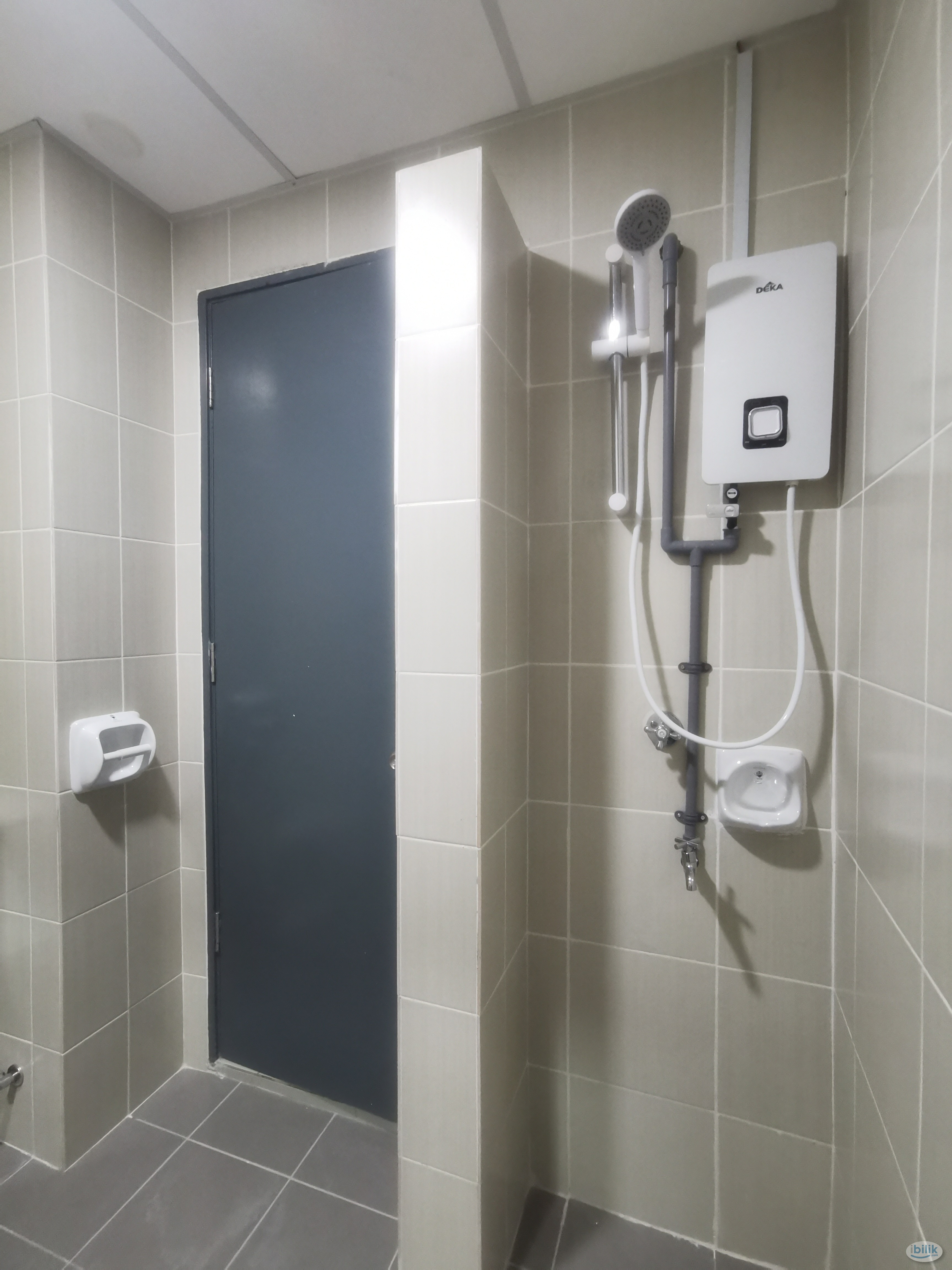 [♀️ FEMALE only] Single Room at Kondominium Akasia Bukit Jalil - Image 4