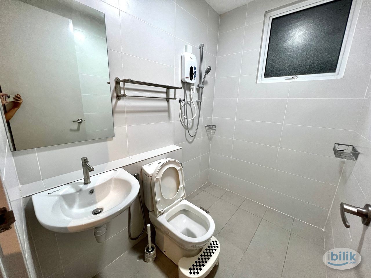 KEYLESS Large Master Room for Rent at Nadayu 801 @ Subang Bestari with Private 🛁Bathroom @ MIXED UNIT - Image 5