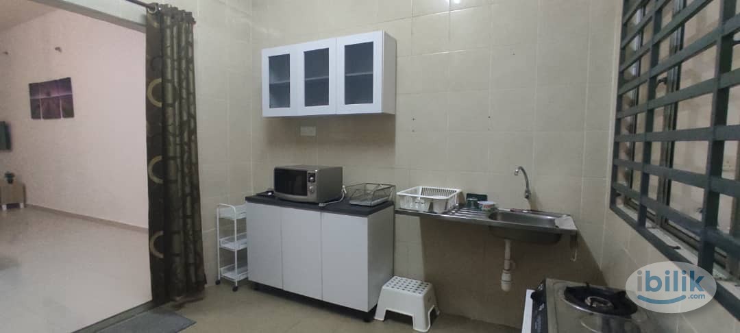Room at Bandar Baru Salak Tinggi, Sepang - Image 2