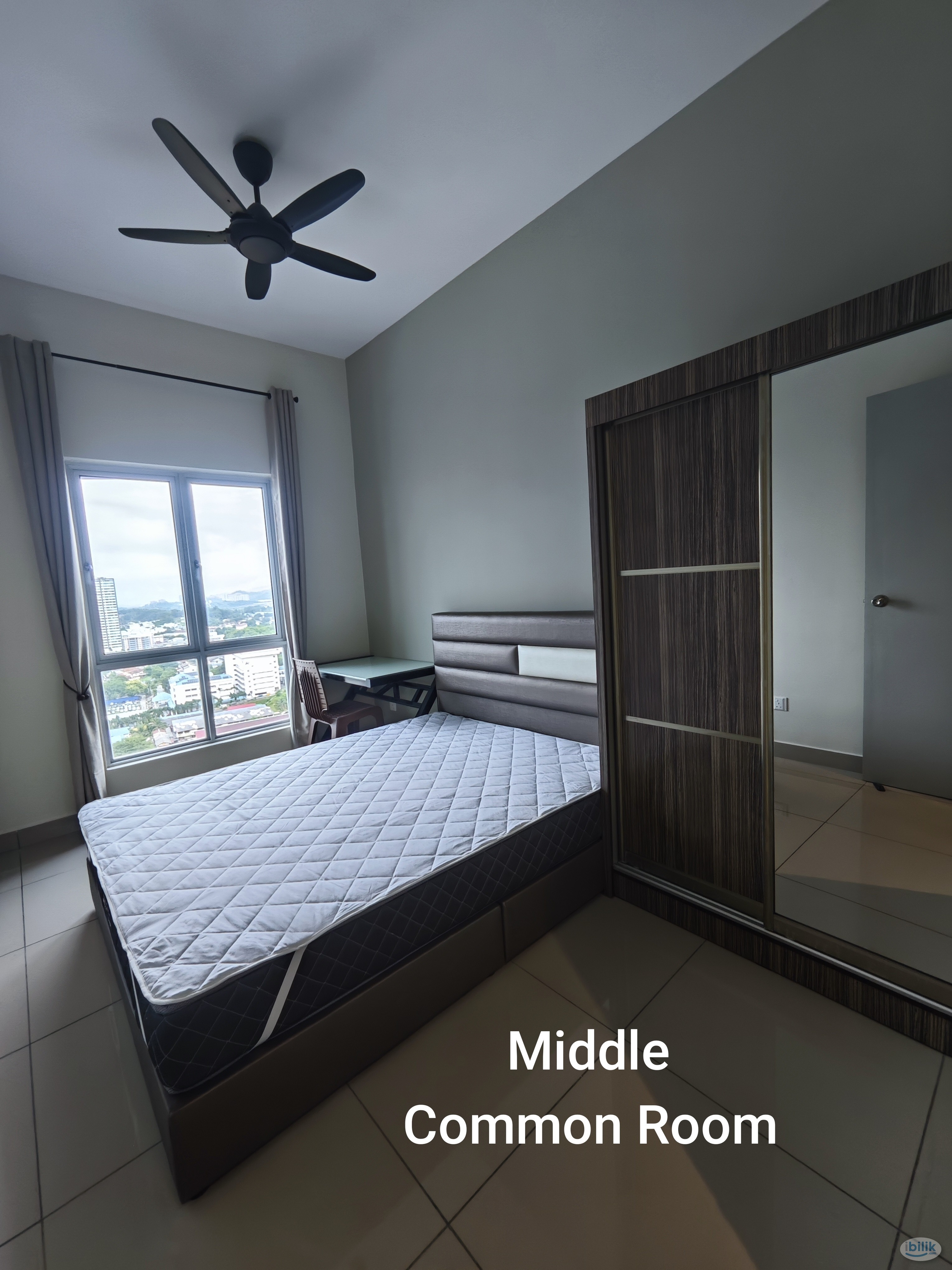 Middle Room at Kajang, Selangor - Image 1
