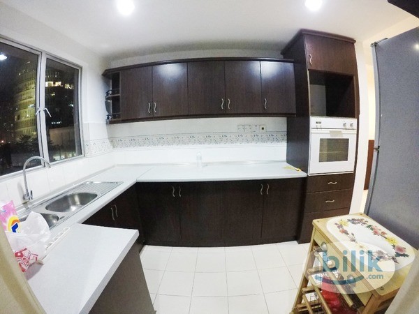 Middle Room at Casa Damansara 1, Petaling Jaya - Image 4