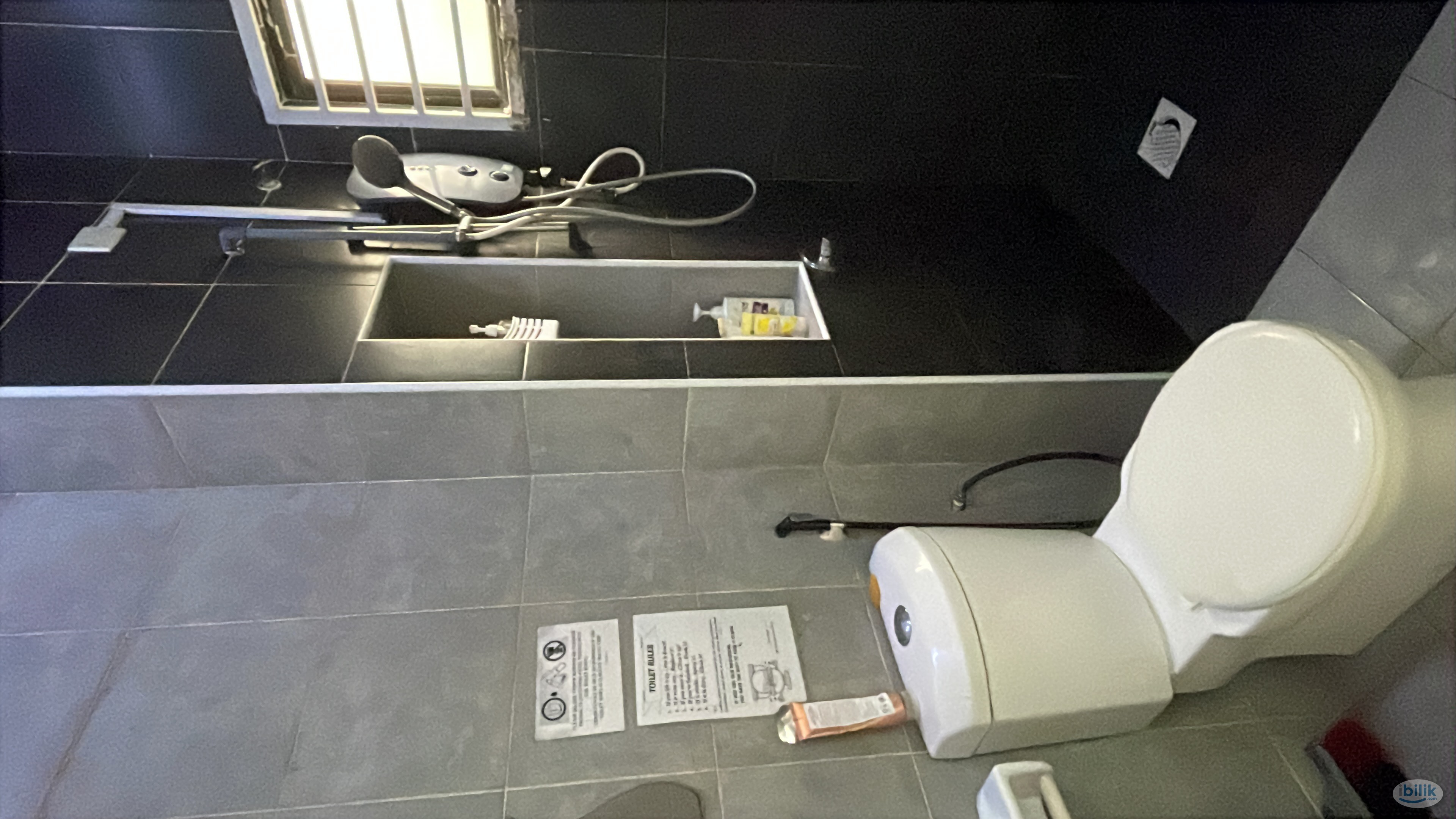 ‼️LOW DEPOSIT! Co-living Room with Attached Bathroom| Walking distance to ATRIA MALL, KDU DAMANSARA - Image 5