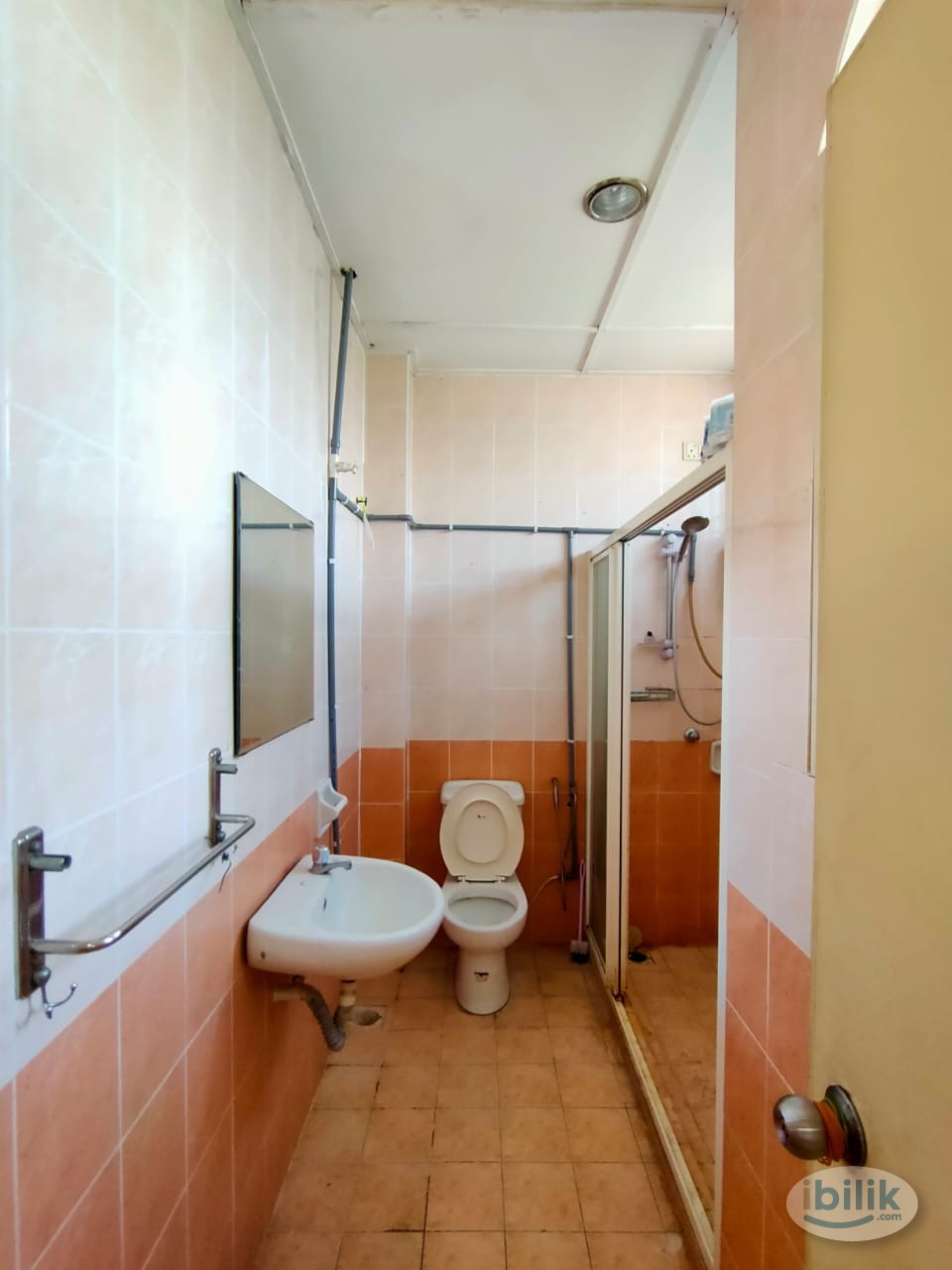 Master Room Nearby Kota Kemuning, Shah Alam - Image 2