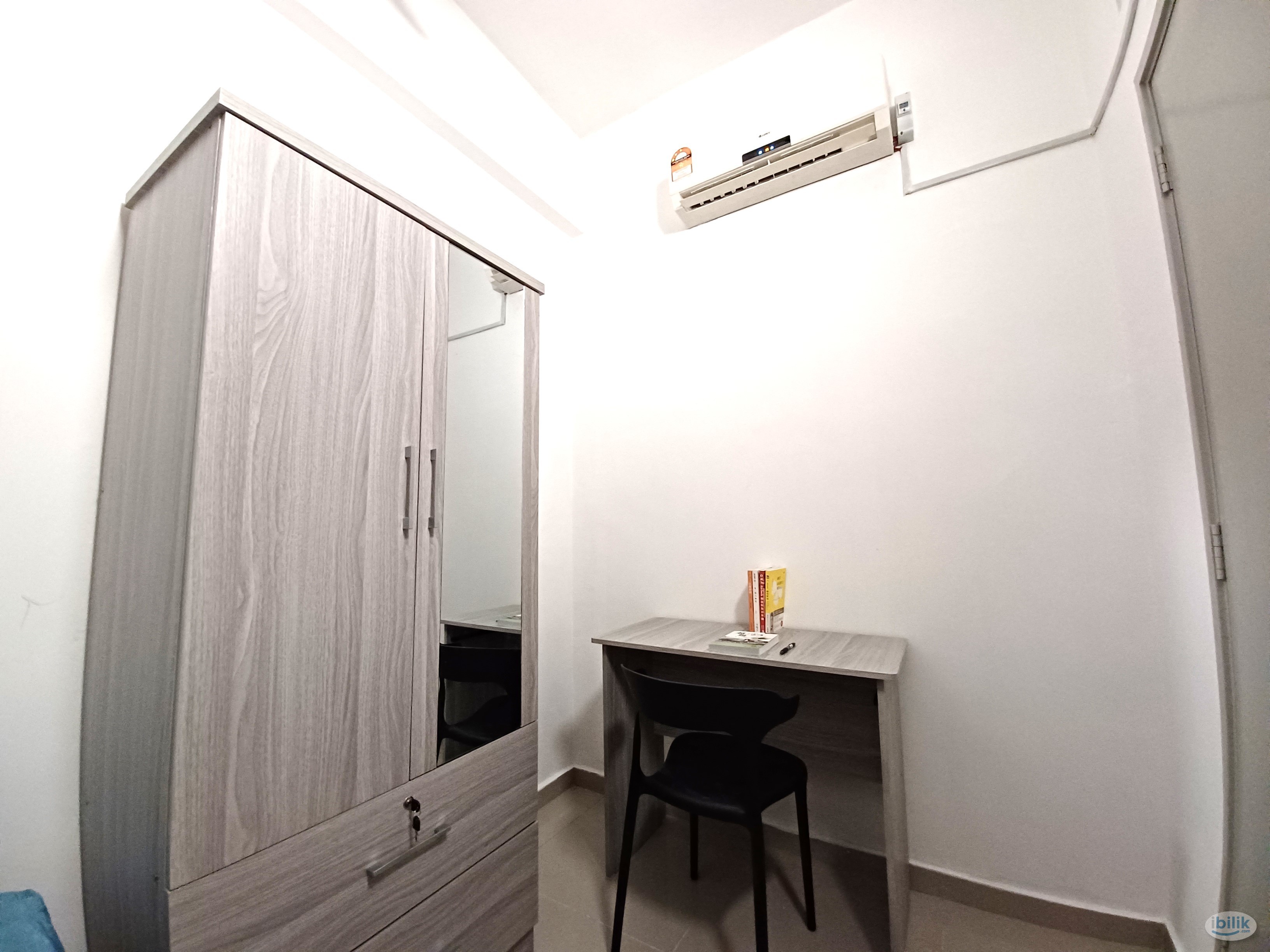Single Room at Promenade Residence, Bayan Baru  - Image 2