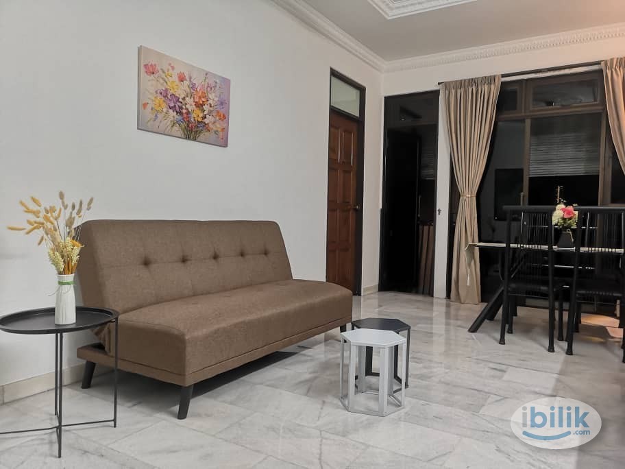 Ideally For Doctor,  Nearest General Hospital & Island Hospital, Master Room, Private Bathroom - Image 5