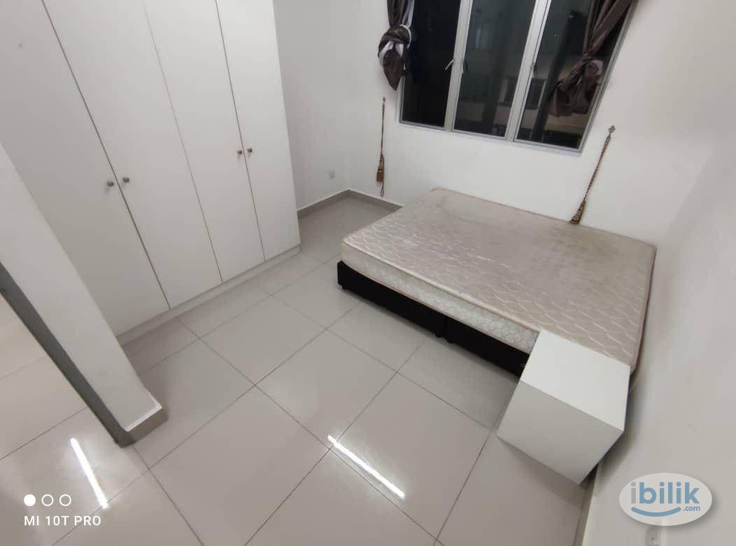 1804. Single Room at The Oval, KLCC - Image 2