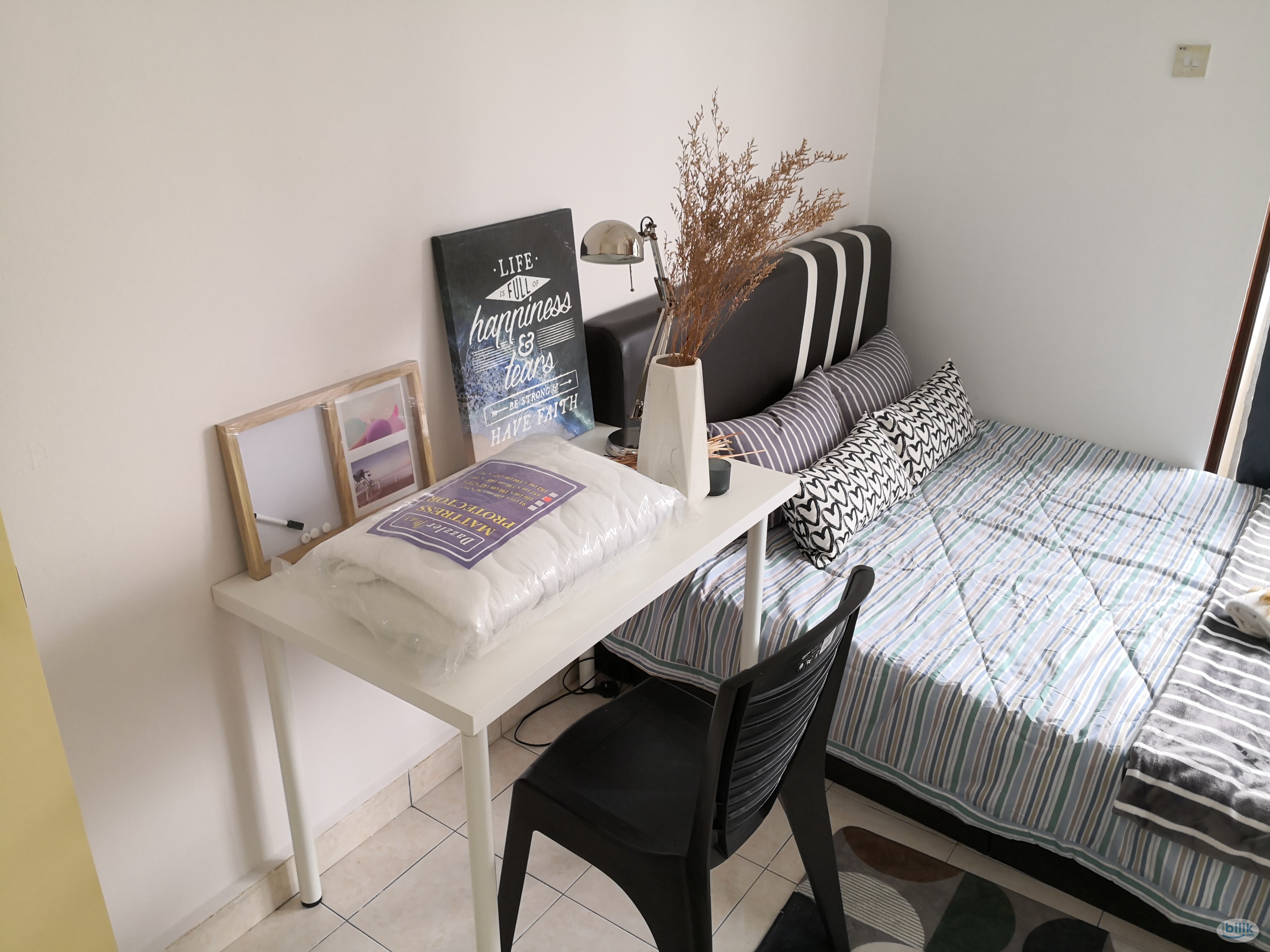 Middle Room at Palm Spring, Kota Damansara... - Image 5