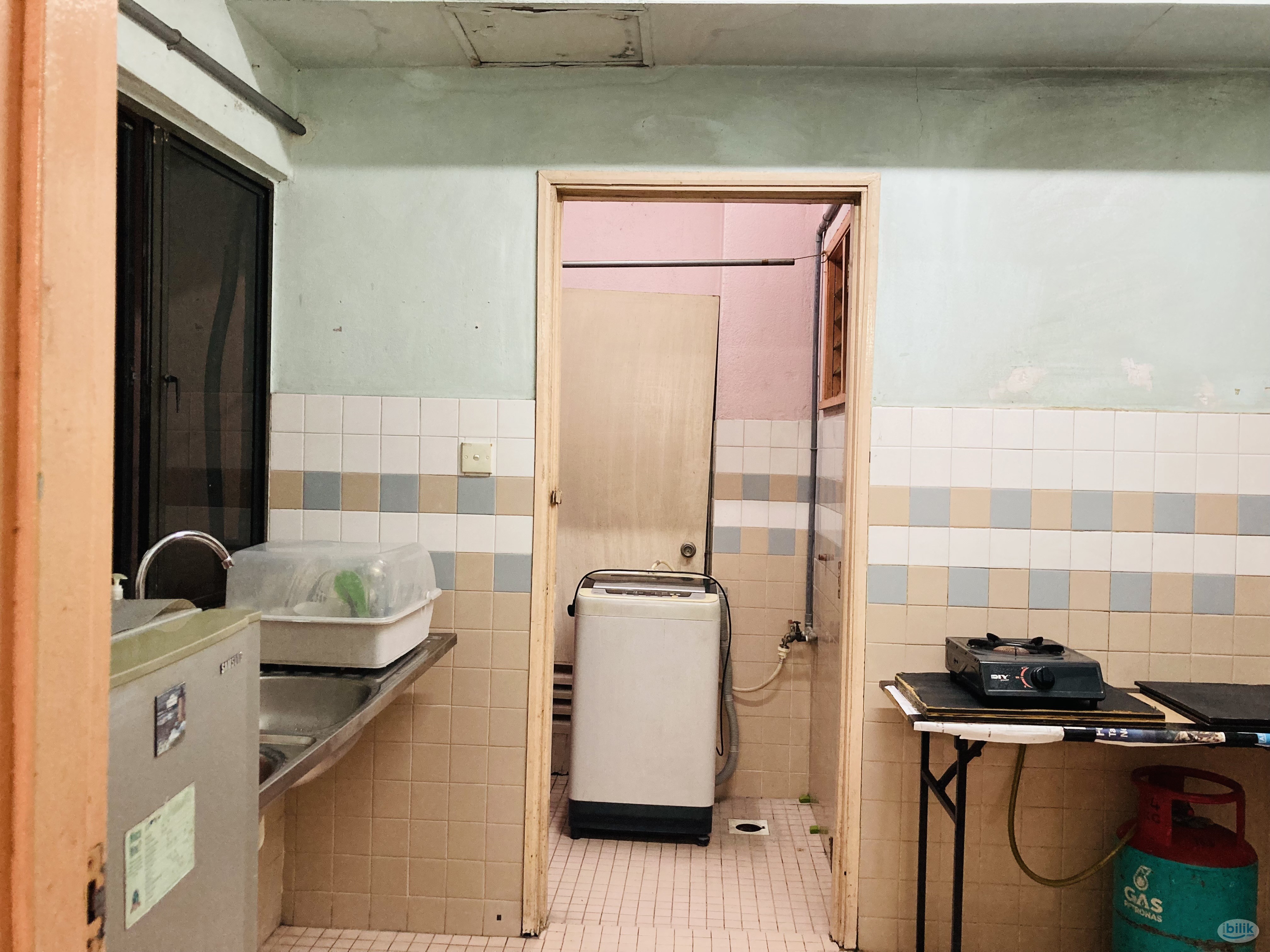 Middle Room at Menara Bakti, Petaling Jaya - Image 3