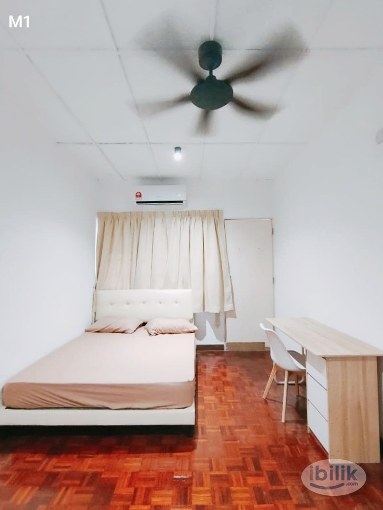 Female Unit Middle Room at SS2, Petaling Jaya - Image 1