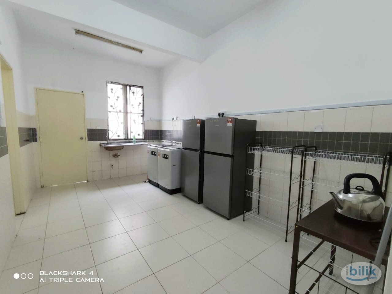 Female Unit Middle Room at SS2, Petaling Jaya - Image 4