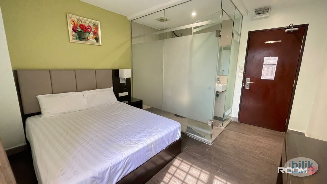 💥Newly Reno💥Hotel Room w Own Bath ⭐️ Petaling Street ⭐️ Walk to Pasar Seni LRT, MRT, Monorail, Night Market ⭐️ - Image 1