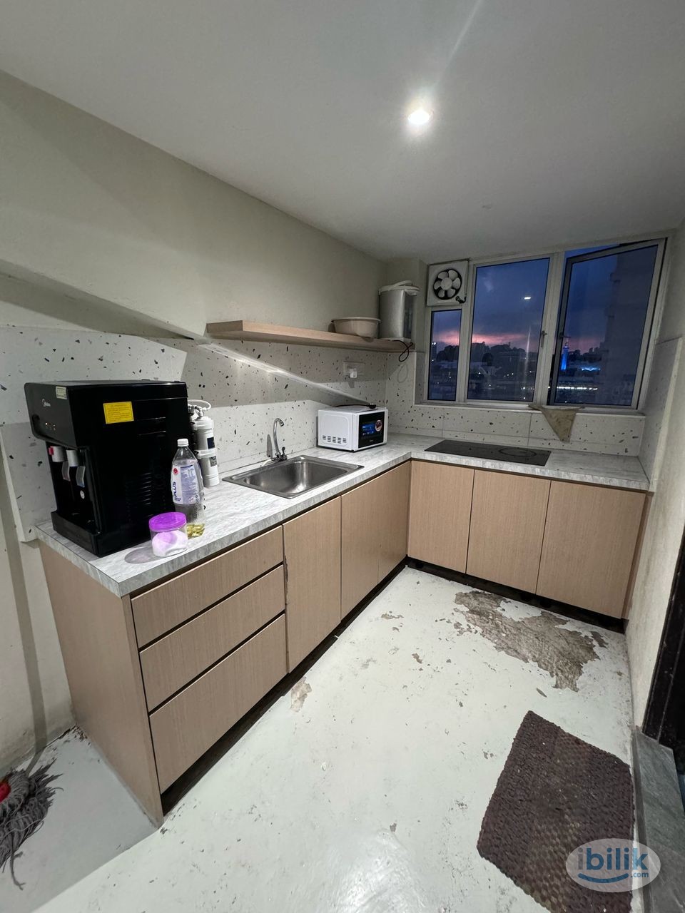 💥Newly Reno💥Hotel Room w Own Bath ⭐️ Petaling Street ⭐️ Walk to Pasar Seni LRT, MRT, Monorail, Night Market ⭐️ - Image 3