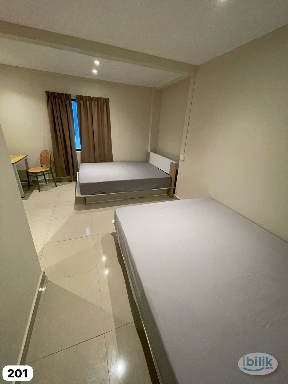 Room for rent in Bukit Bintang❗, 0 deposit attached toilet🔥 - Image 1