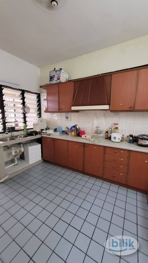 🏡🌈 Fully Furnished Aircone Room at Bandar Sri Damansara, Petaling Jaya To Rent - Image 3