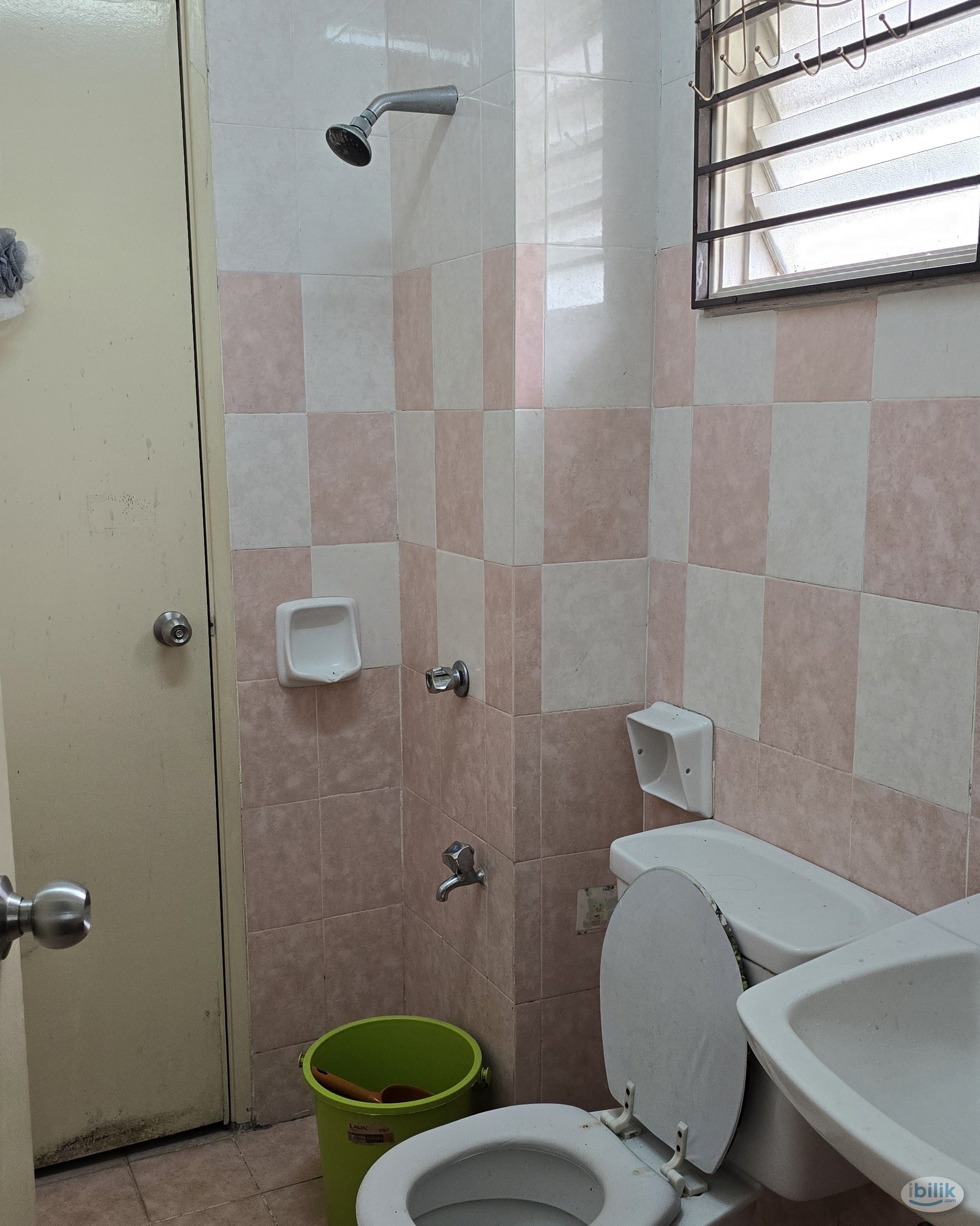 (Include Electrict & Water ) Middle Room at Bandar Botanic, Klang - Image 2