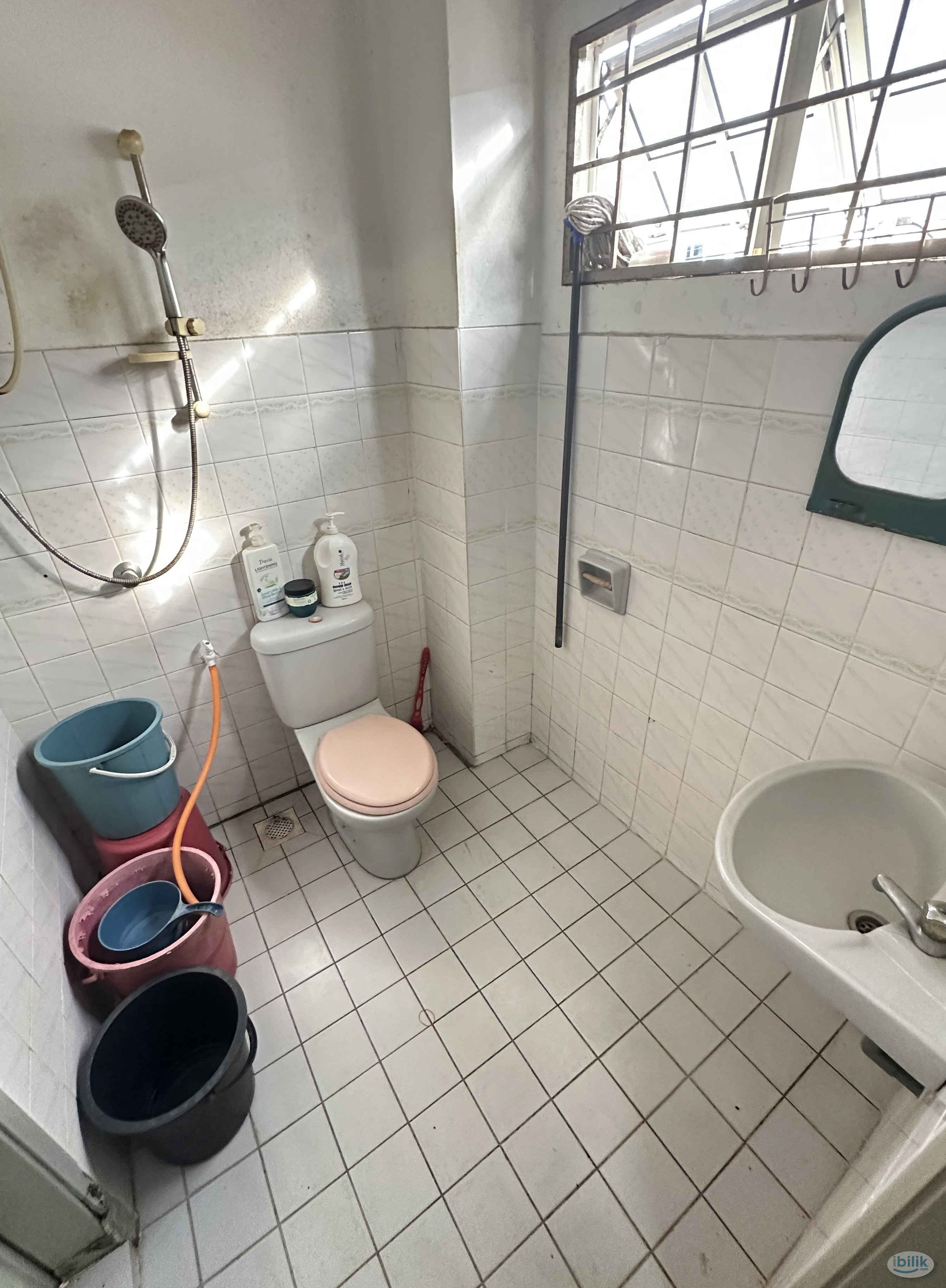 [ Promo | RM 1 For 1st Month ] ❤️‍🔥 Super Comfort Gated Landed House Middle Room at Puchong‼️ - Image 4