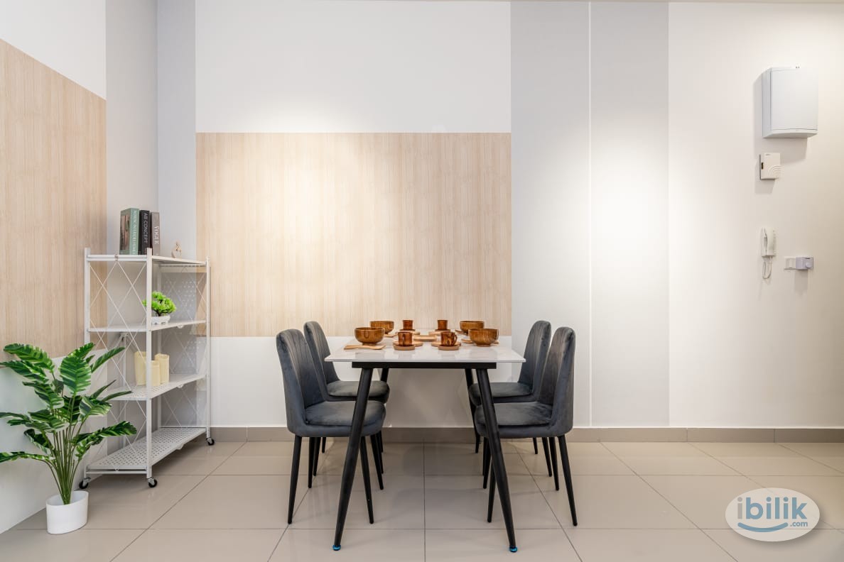 Master Room at 121 Residences, Petaling Jaya - Image 4