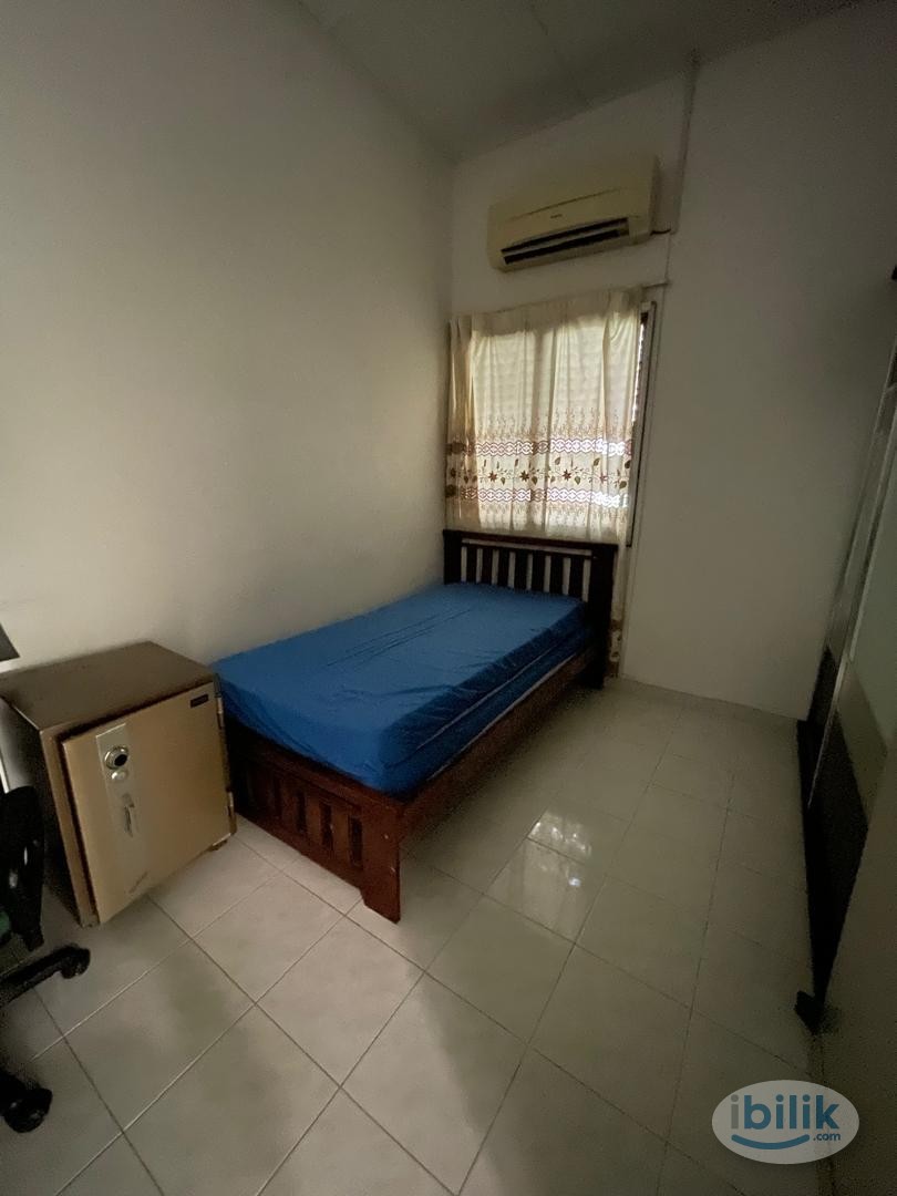 🚶🏻‍♀️🚶🏻‍♀️10 MINS WALK TO TAIPAN LRT🚶🏻‍♀️🚶🏻‍♀️  ⭐️LIMITED MIDDLE ROOM at USJ 9, UEP Subang Jaya ⭐️ MOVE IN IMMEDIATELY 🤗 - Image 1