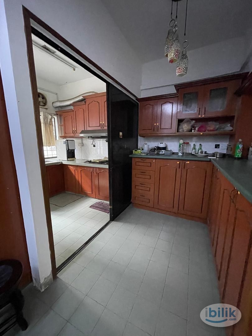 🚶🏻‍♀️🚶🏻‍♀️10 MINS WALK TO TAIPAN LRT🚶🏻‍♀️🚶🏻‍♀️  ⭐️LIMITED MIDDLE ROOM at USJ 9, UEP Subang Jaya ⭐️ MOVE IN IMMEDIATELY 🤗 - Image 4