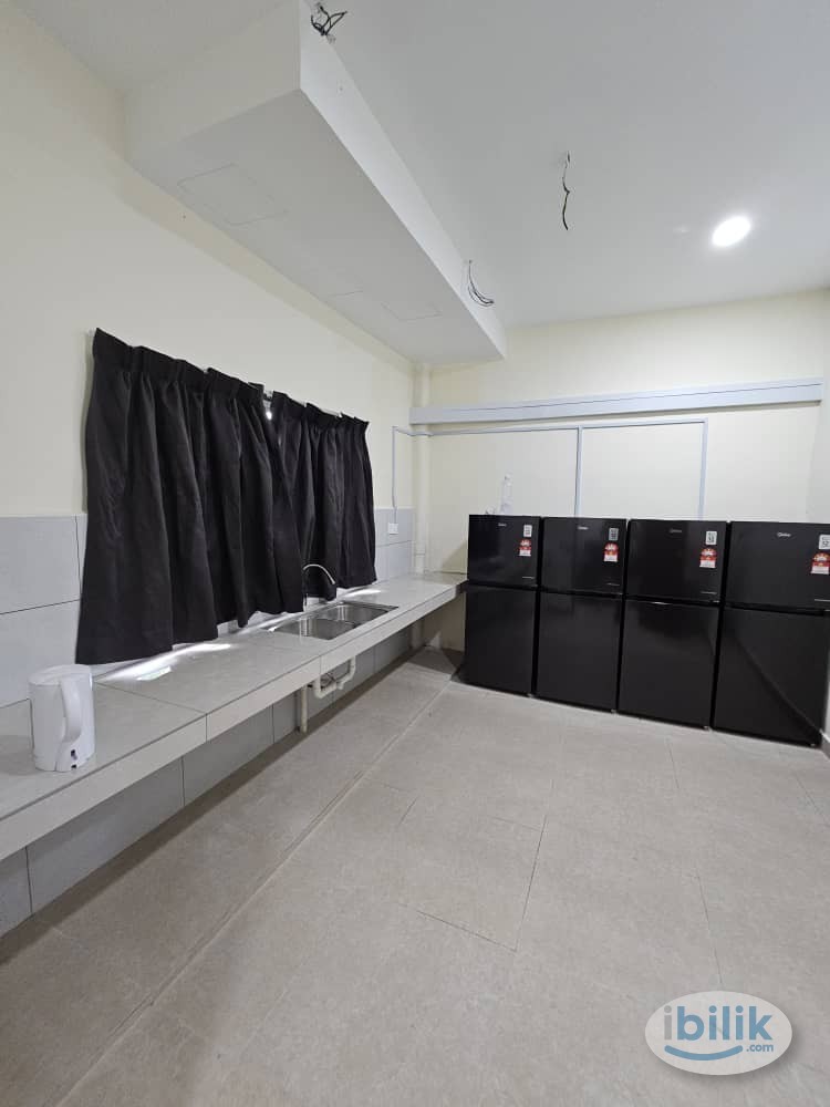 [ Promo | RM 1 For 1st Month ] ❤️‍🔥 Gated Landed House Master Room at Puchong ‼️ - Image 4