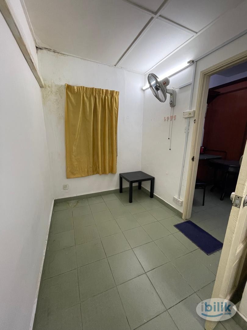 🚶🏻‍♀️🚶🏻‍♀️10 MINS WALK TO TAIPAN LRT🚶🏻‍♀️🚶🏻‍♀️  ⭐️LIMITED SINGLE ROOM at USJ 9, UEP Subang Jaya ⭐️ MOVE IN IMMEDIATELY 🤗 - Image 2