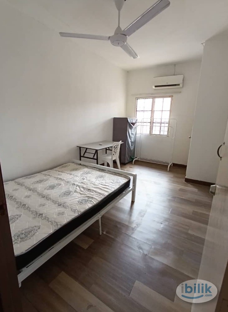 [ Promo | RM 1 For 1st Month | 550m to LRT ] ❤️‍🔥 Gated Landed House Middle Room at Bukit Jail ‼️ - Image 1