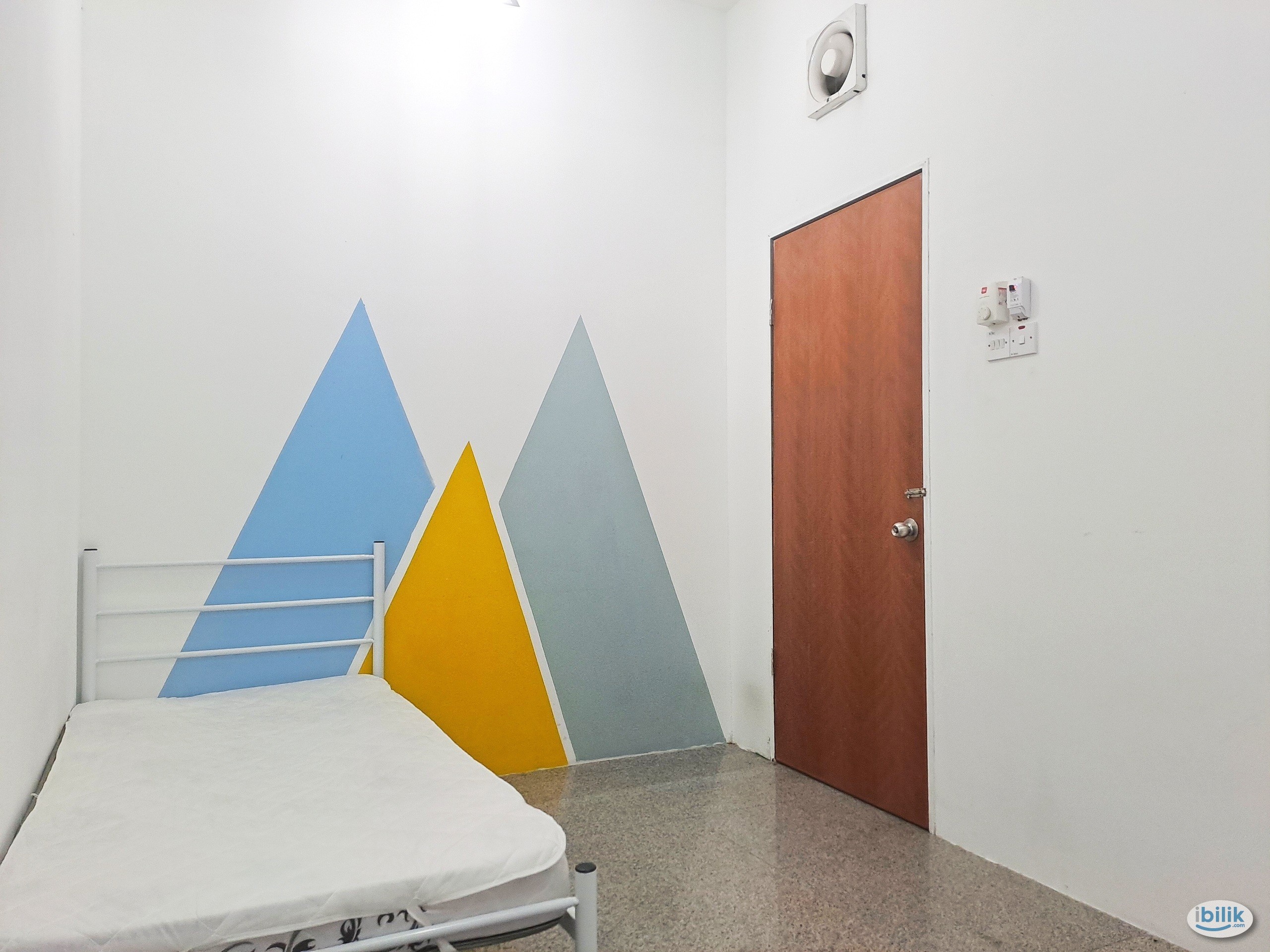 Single Room at Pearl Point Condominium, Old Klang Road - Image 1