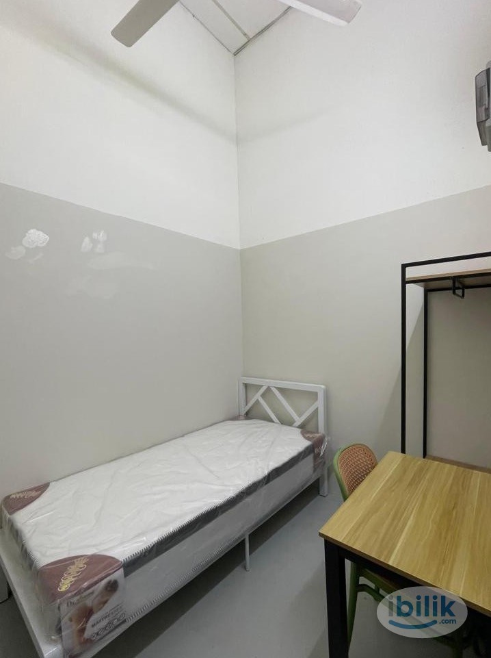 ZERO DEPOSIT ✅ Single Room for Rent at Kota Kemuning near Main Place mall 🚘 - Image 3
