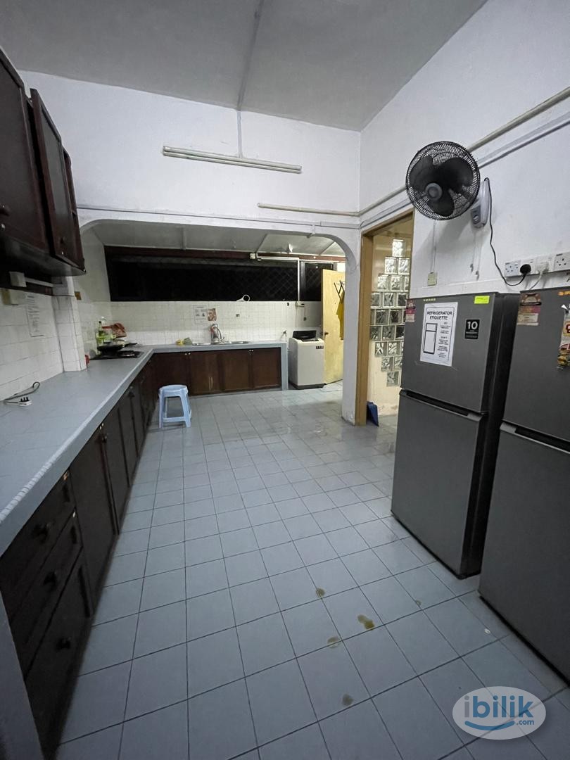 🌈 SINGLE ROOM ATTACHED WINDOW🌈  at SS2/24, Petaling Jaya 🌿 MOVE IN IMMEDIATELY - Image 4