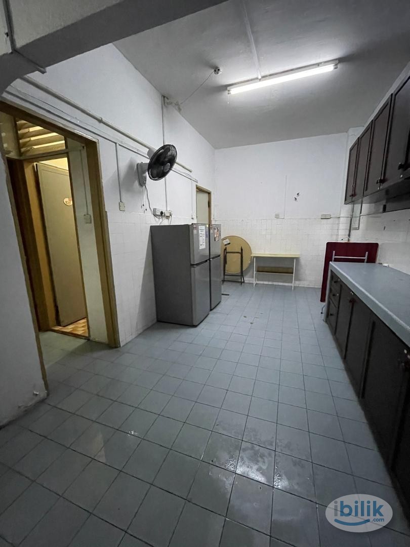 🌈 SINGLE ROOM ATTACHED WINDOW🌈  at SS2/24, Petaling Jaya 🌿 MOVE IN IMMEDIATELY - Image 5