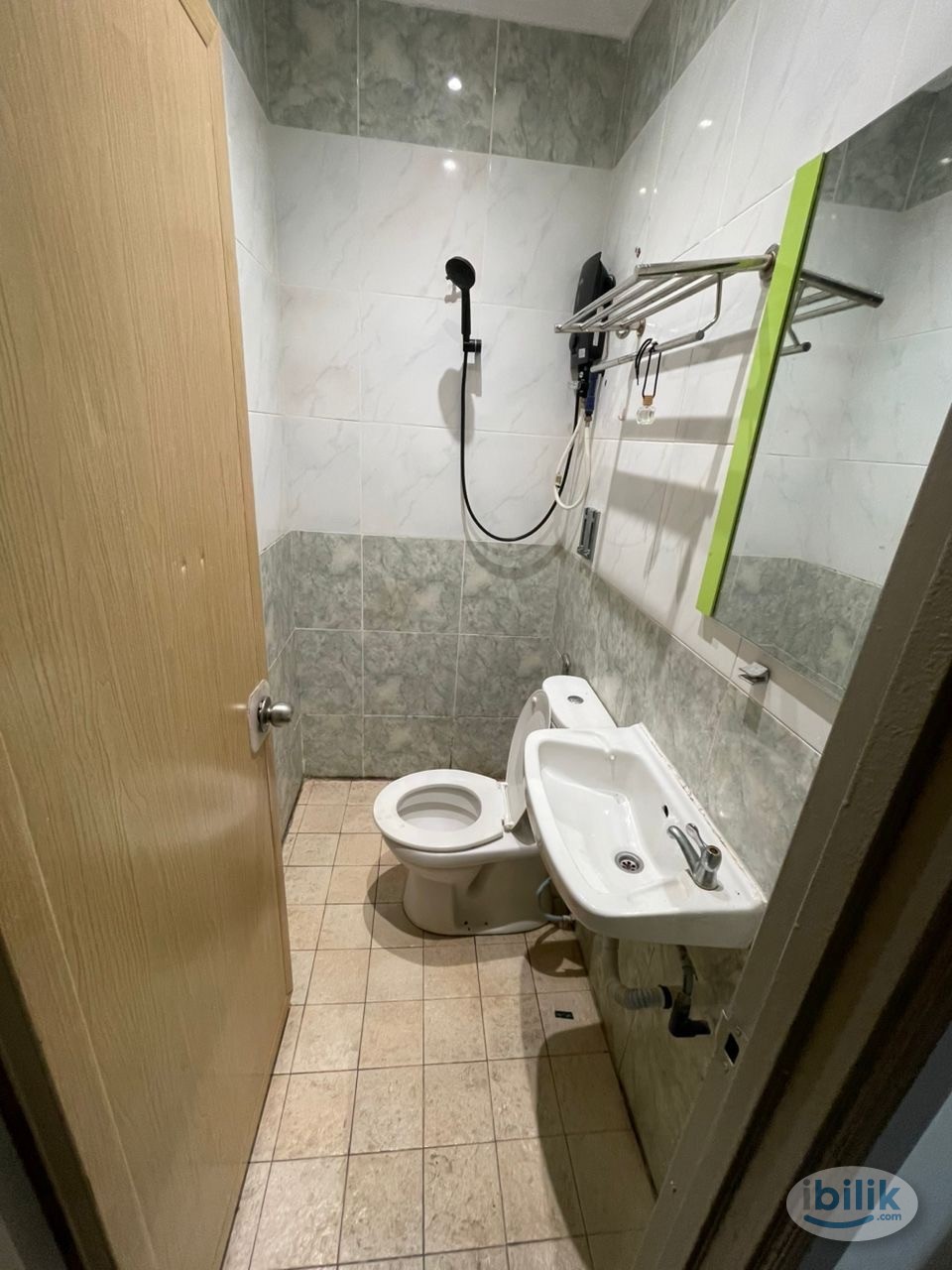 ✅IMMEDIATE MOVE IN✅🚶🏻‍♂️8 min to wangsa walk shopping mall 🚶🏻‍♂️ 15 min to SRI RAMPAI LRT STATION - Image 2