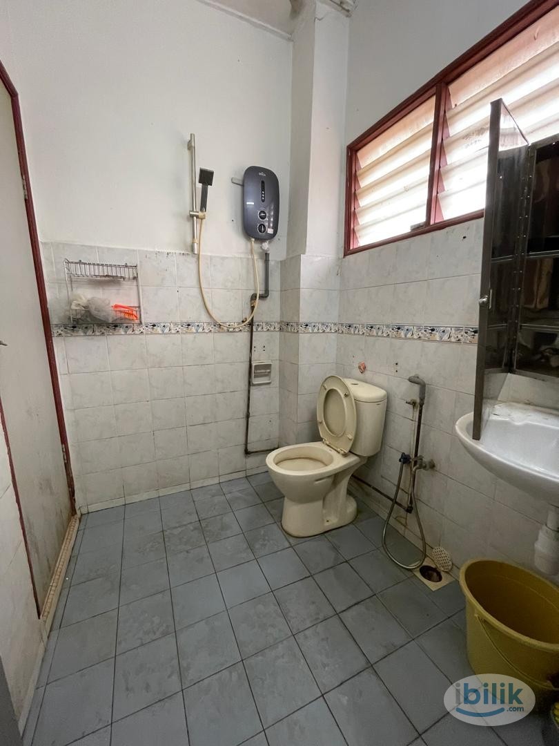 🌟 SPACIOUS Middle Room🌟 at Taman Wawasan, Pusat Bandar Puchong 🌲 MOVE IN IMMEDIATELY 😎 - Image 4