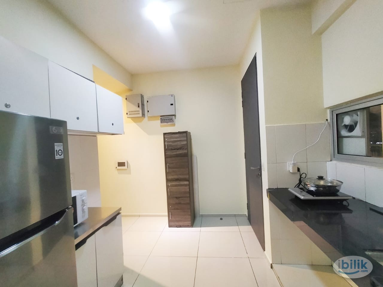 Female Master Room - Elevia Residences BIG Medium Room at, Puchong Utama/Puchong Perdana/Tasik Prima - Image 1