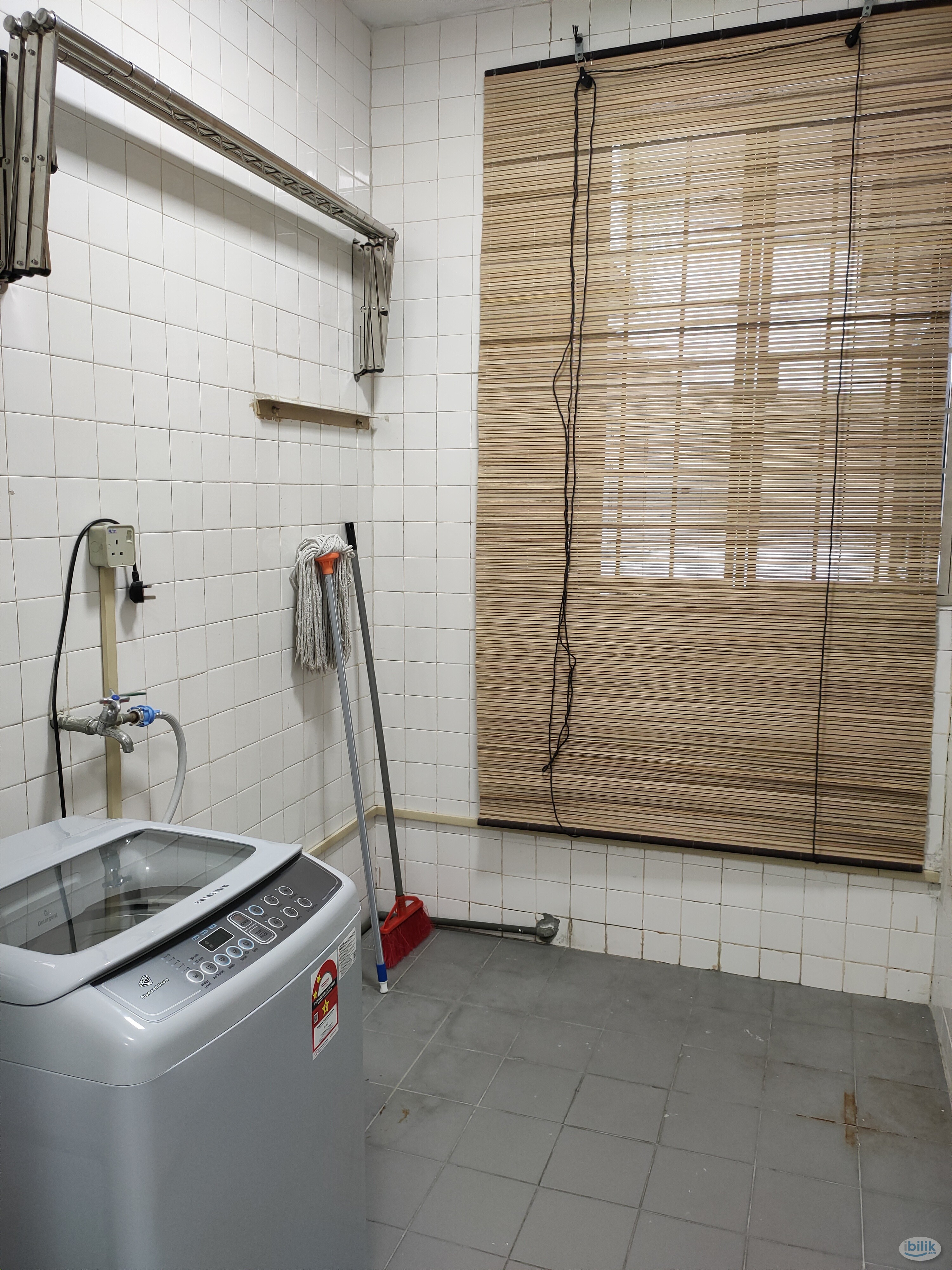 Medium Room at De Tropicana, Kuchai Lama - Image 4