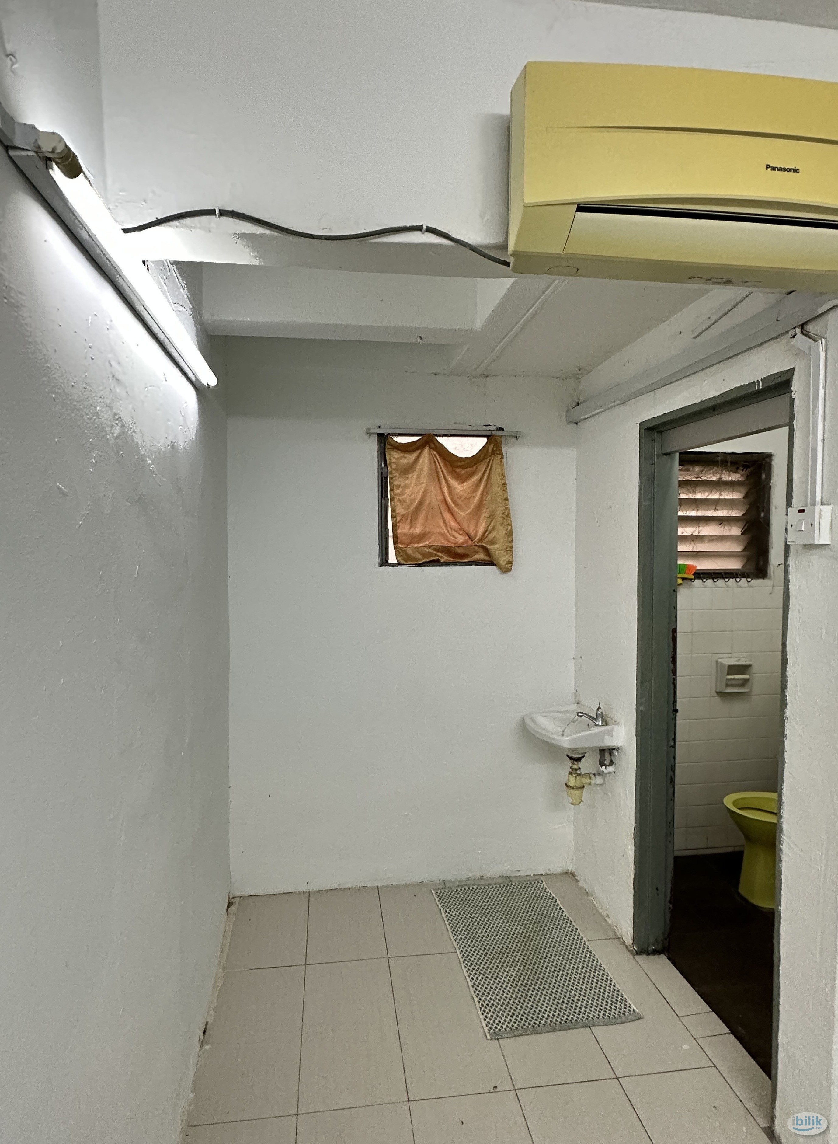 [ Promo | RM1 For 1st Month Rental | 150m to LRT ] ❤️‍🔥 Landed House Middle Room at Subang ‼️ - Image 1
