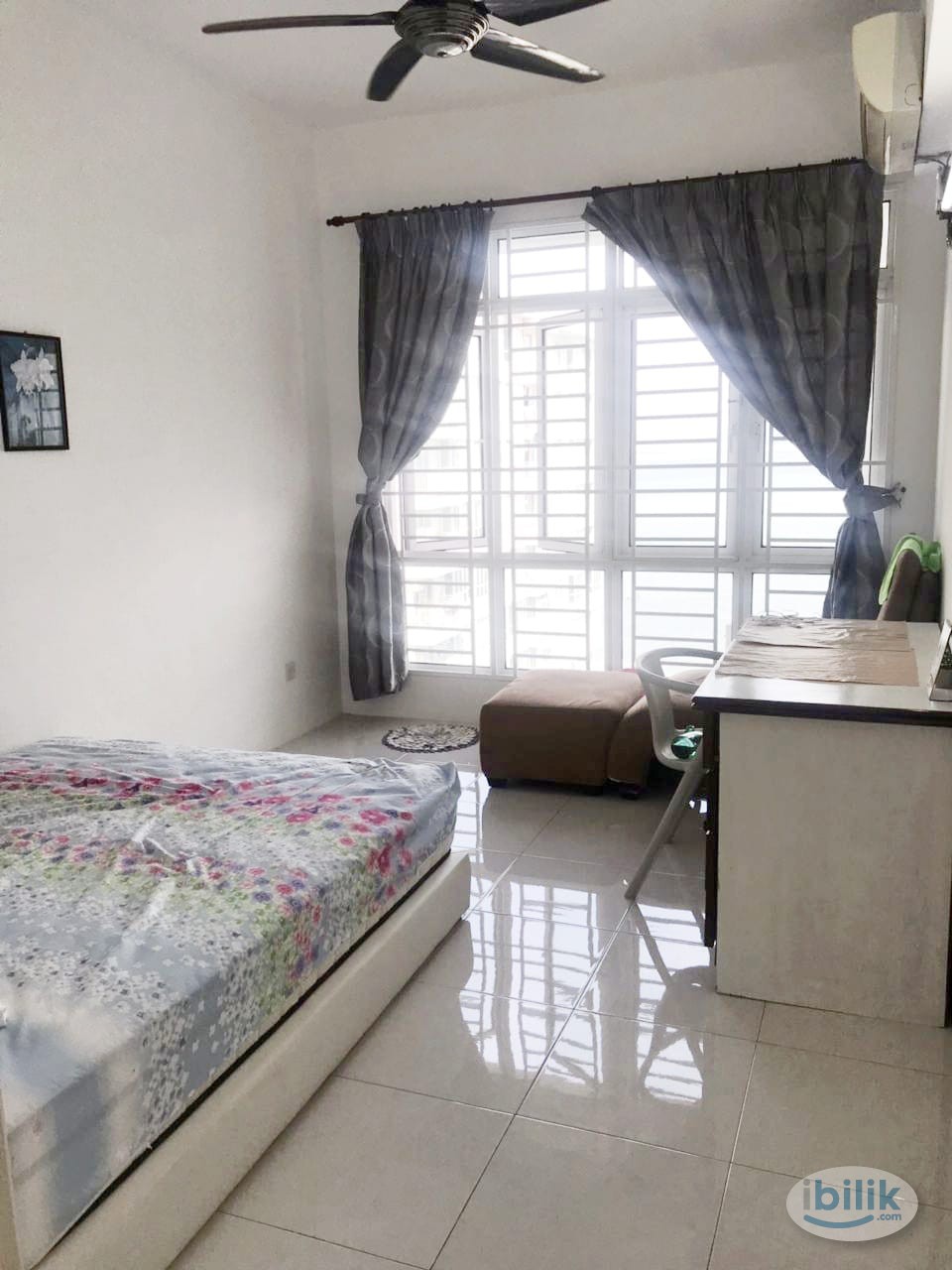 KARPAL SINGH AREA MASTER ROOM ATT BATHROOM(SEA VEIW) - Image 1