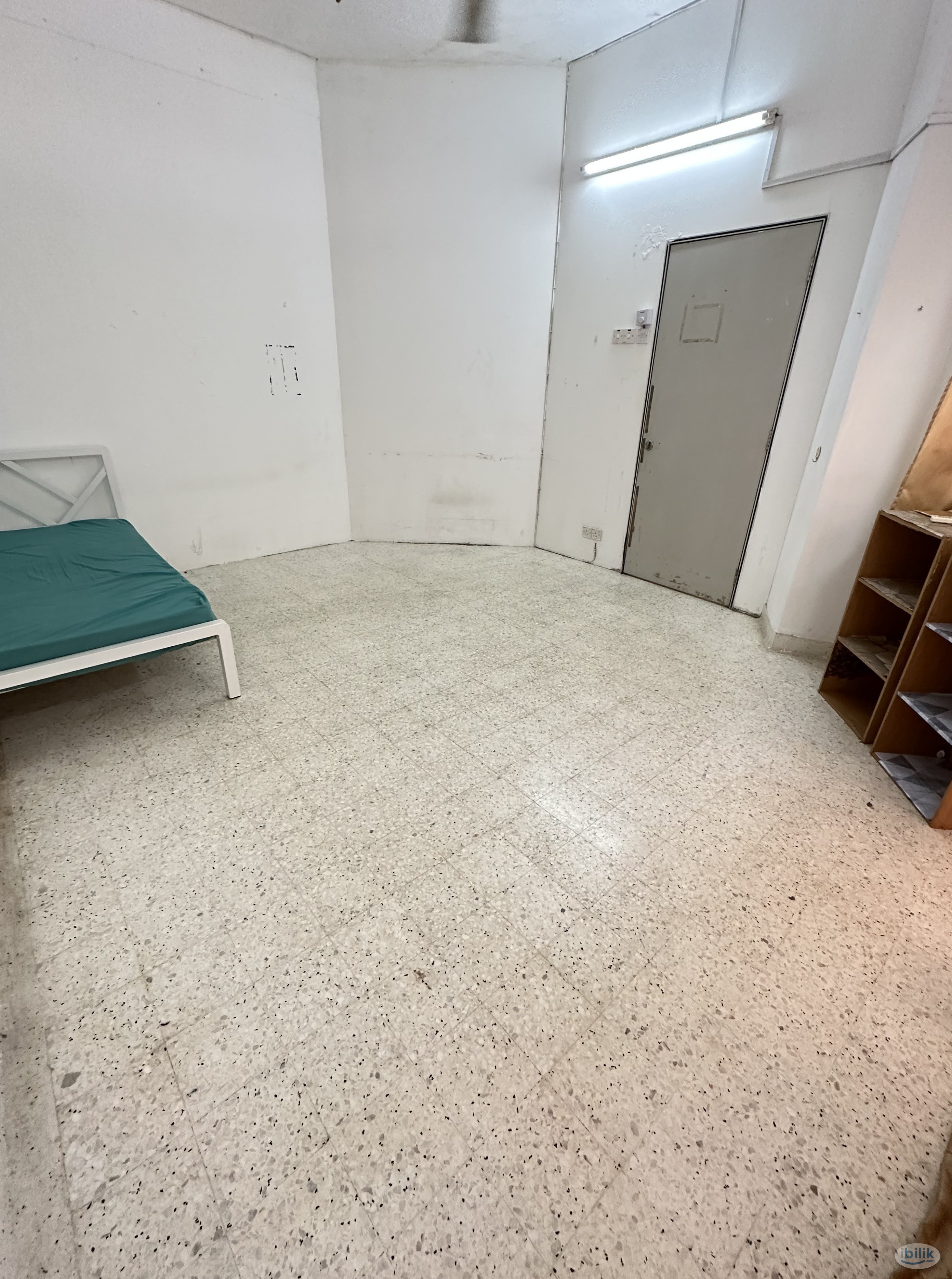 [ 100m to LRT | RM1 For 1st Month Rental | Promo ] ❤️‍🔥 Landed House Middle Room at Subang ‼️ - Image 3