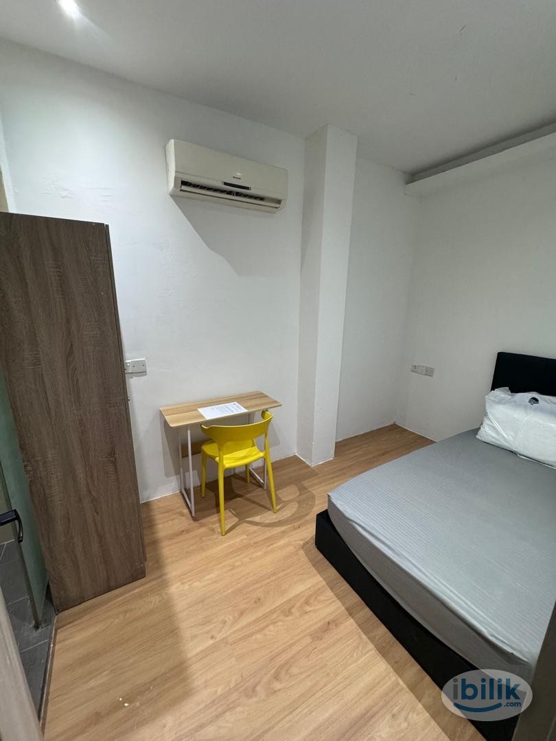 Near to 🚶‍♀️ LRT Pasar Seni 🚂 Room Rent attach Private Toilet near Pasar Seni - Image 1