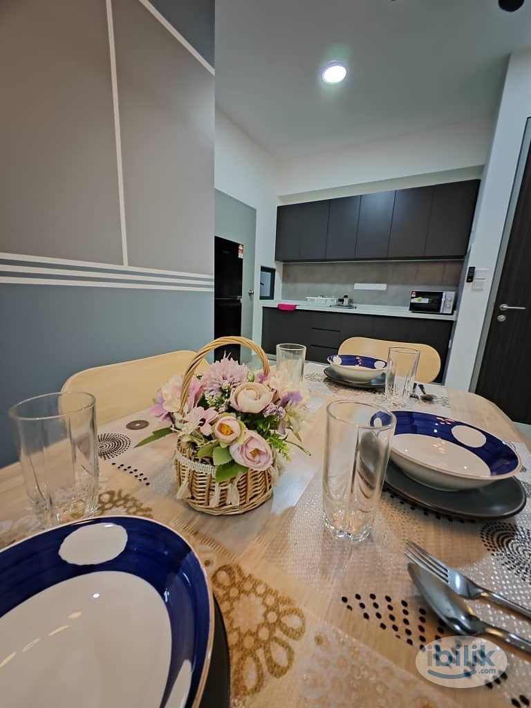 Master Room at M Vertica KL City Residences, Cheras - Image 4