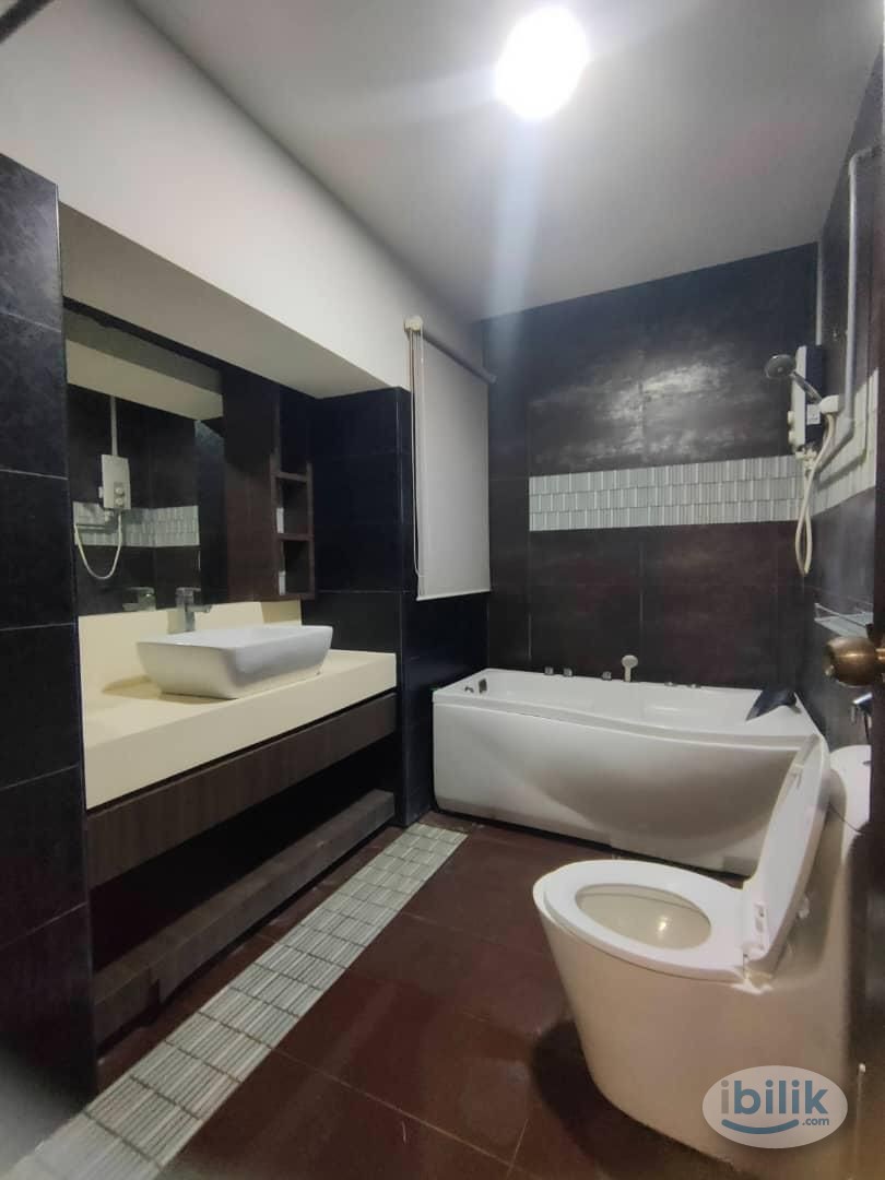 🤩🤩 ONLY ONE SUPER BIG AND MODERN MASTER ROOM WITH PRIVATE BATHROOM🤩🤩 at SS7, Kelana Jaya ⚡️ MOVE IN IMMEDIATELY 💥 - Image 3