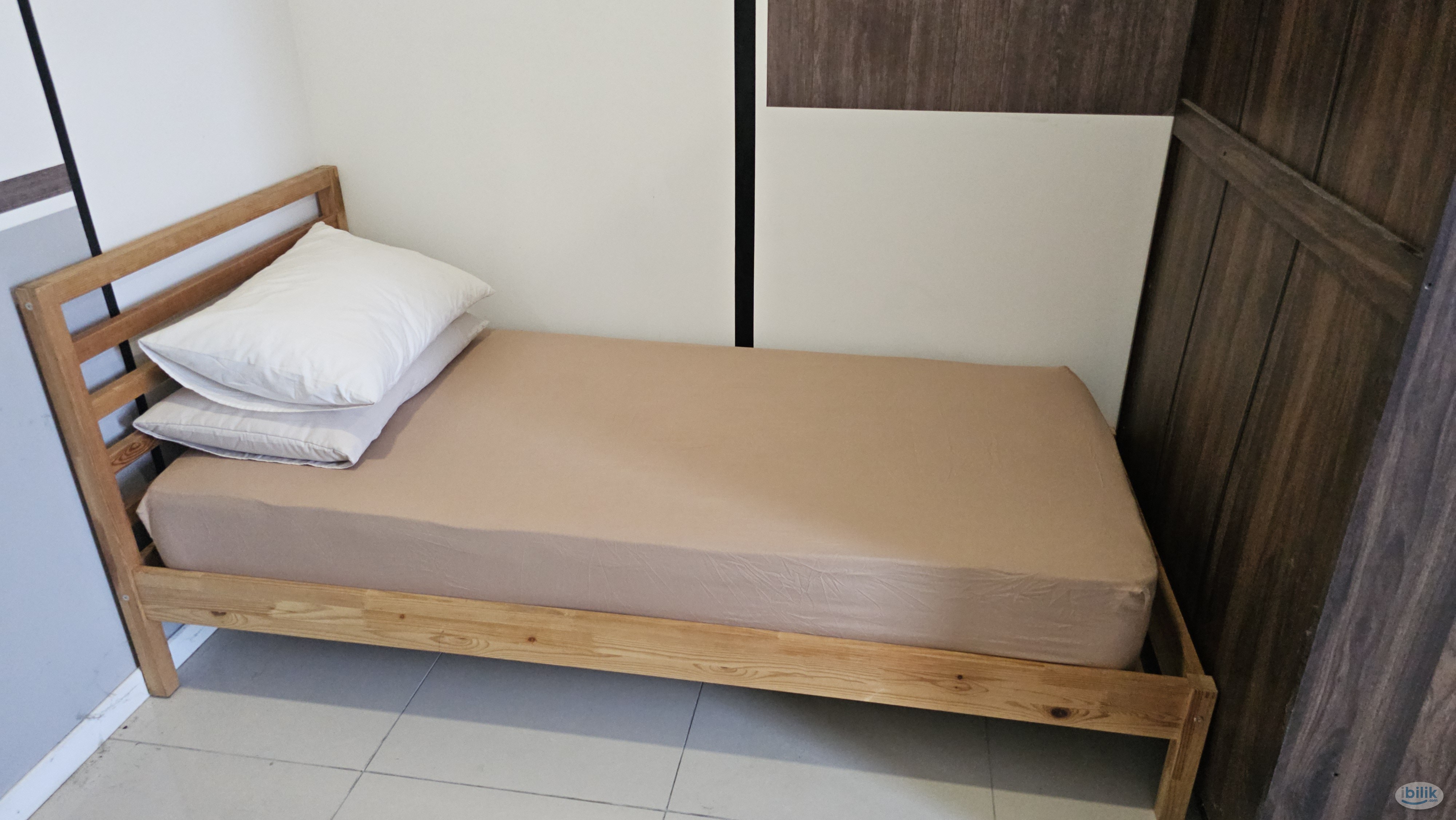 Single Room at HighPark Suites, Kelana Jaya - Image 1