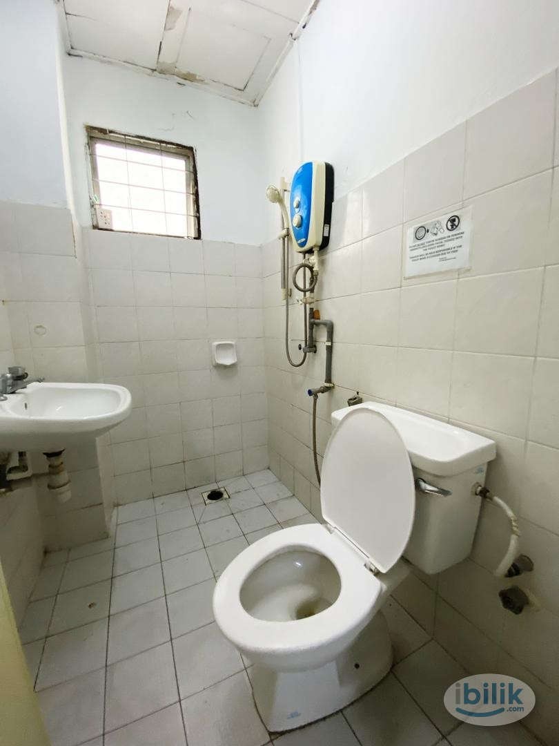💥RM 1️⃣ First Month Rental Promotion💥🚩Middle Room For Rent at Bandar Utama, Petaling Jaya🎏🎏near to CENTRE POINT , ONE UT - Image 3