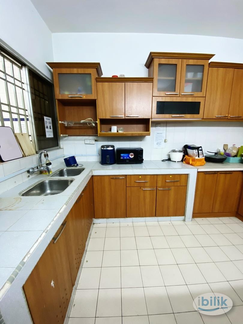 💥RM 1️⃣ First Month Rental Promotion💥🚩Middle Room For Rent at Bandar Utama, Petaling Jaya🎏🎏near to CENTRE POINT , ONE UT - Image 5