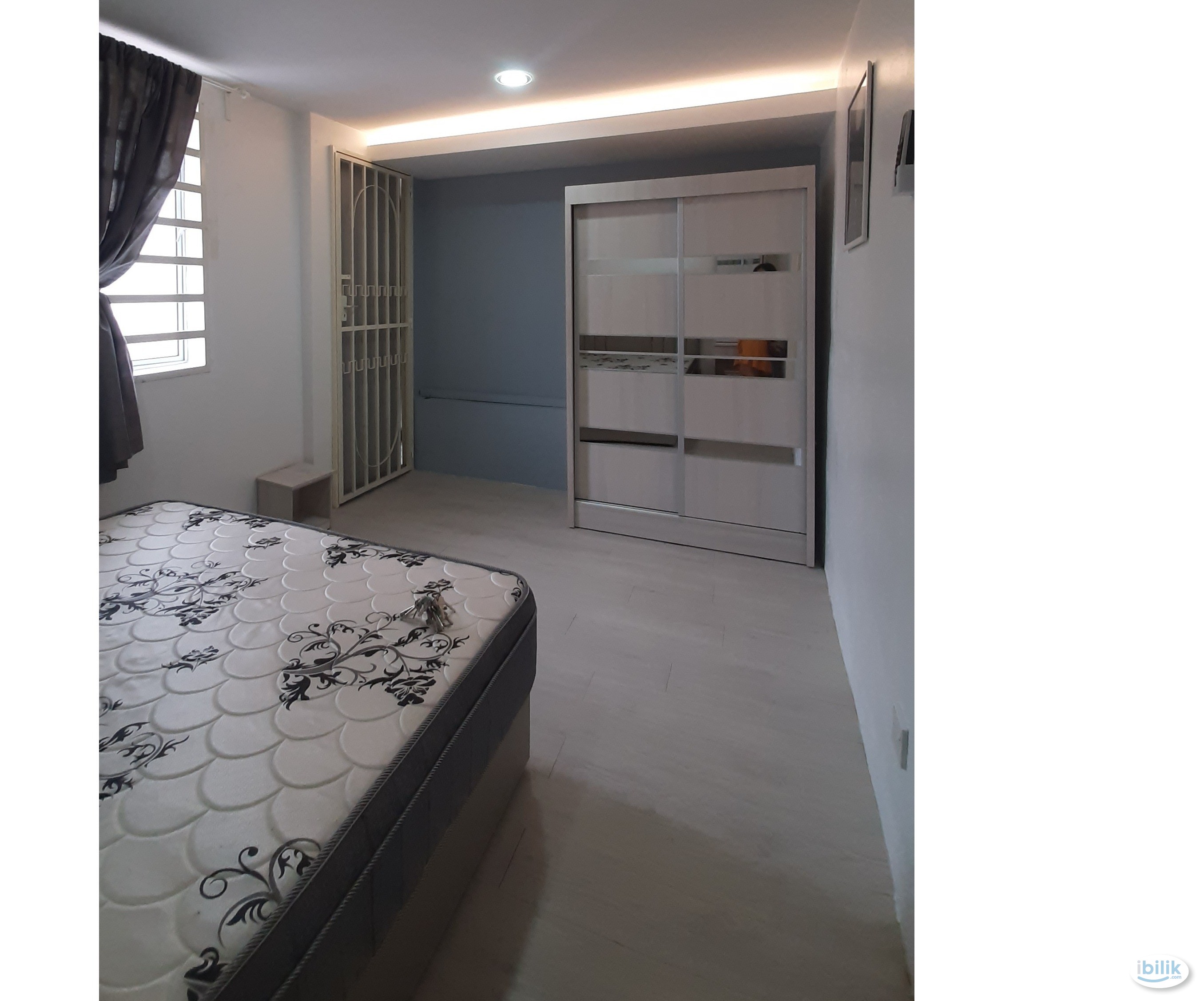 All Females Fully Furnished Middle Room for Rent in Ipoh, Perak - Image 1