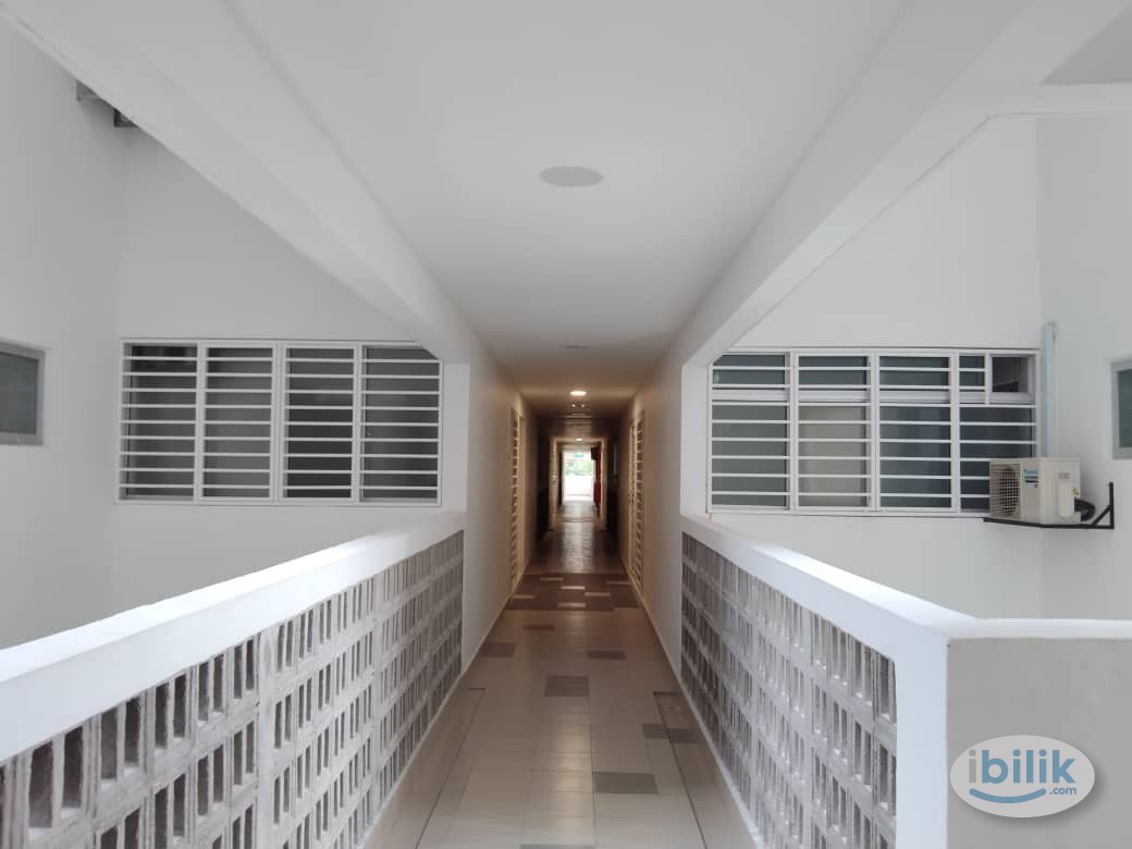 Single Room at Mont Kiara, Kuala Lumpur - Image 3